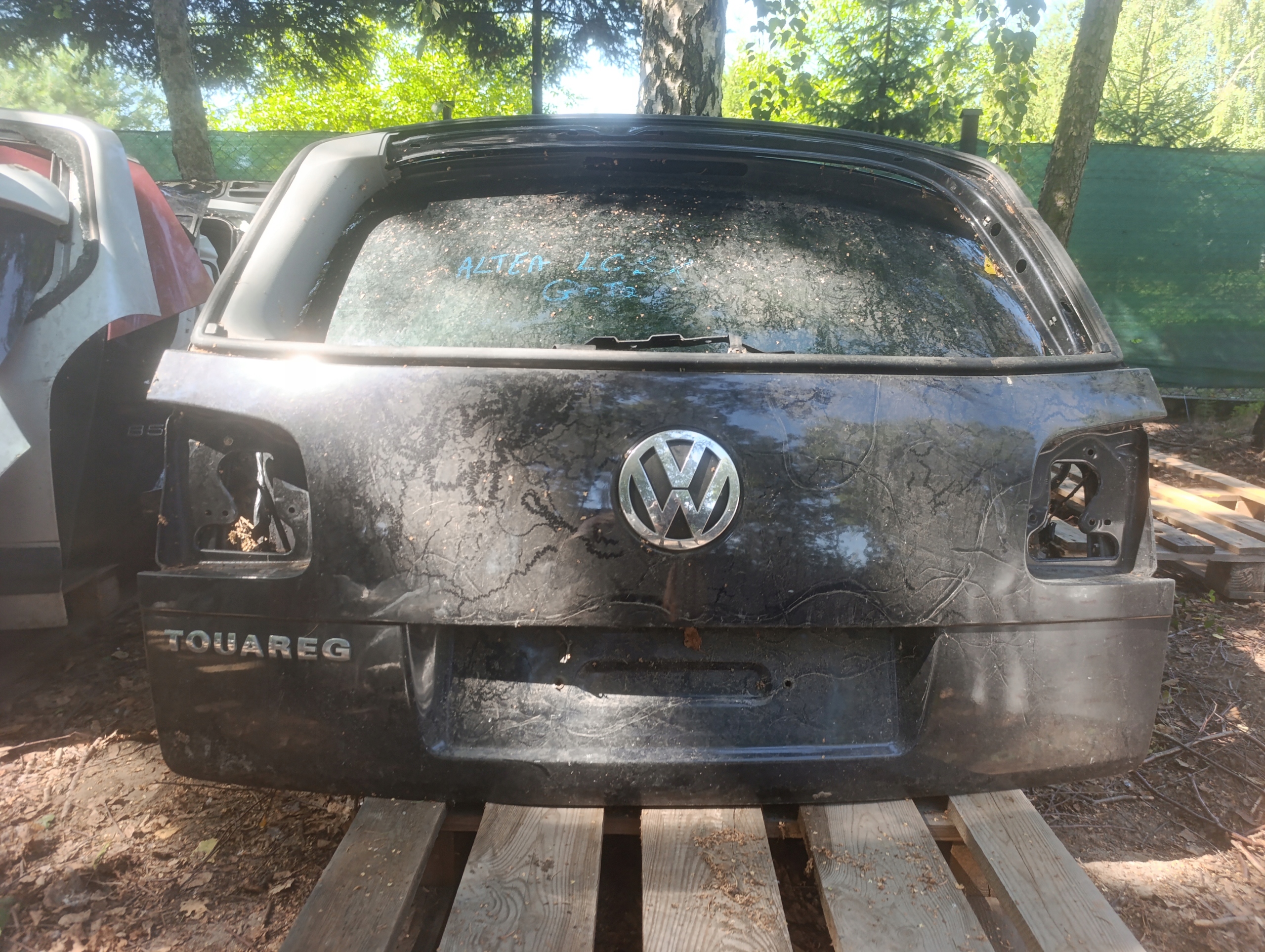trunk door VOLKSWAGEN TOUAREG unprotected LC9Z