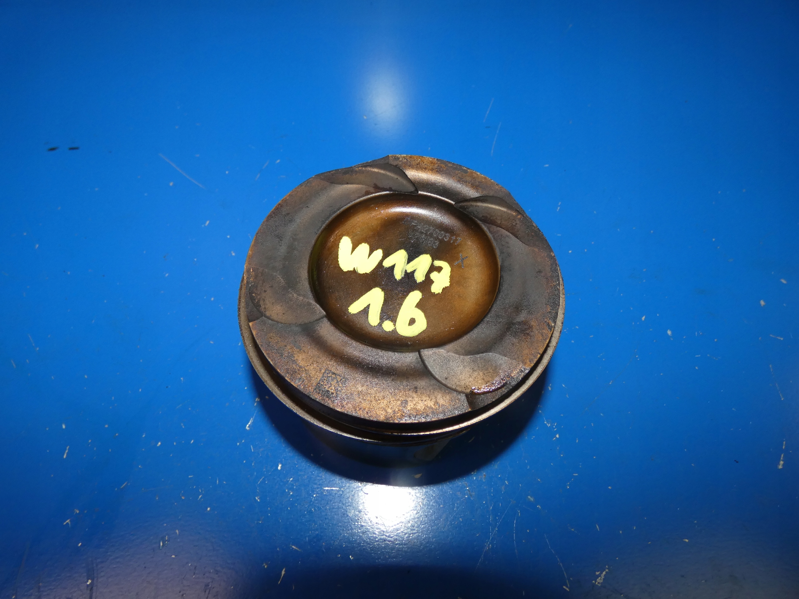 CLA W117 B W246 A W176 1.6 CGI 270.910 piston