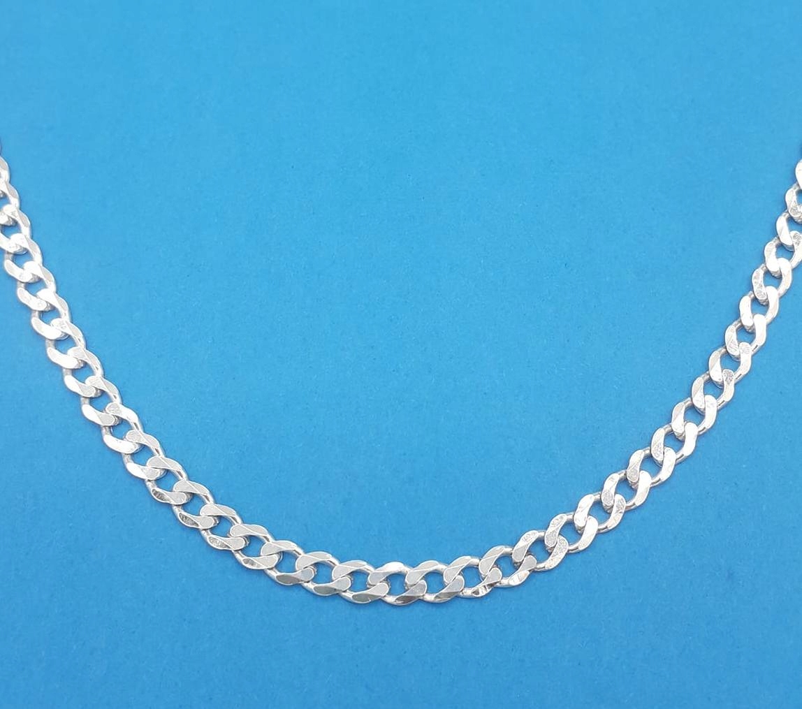 Řetízek . Stříbro ryzost 925 Osazený diamanty. 60 cm.
