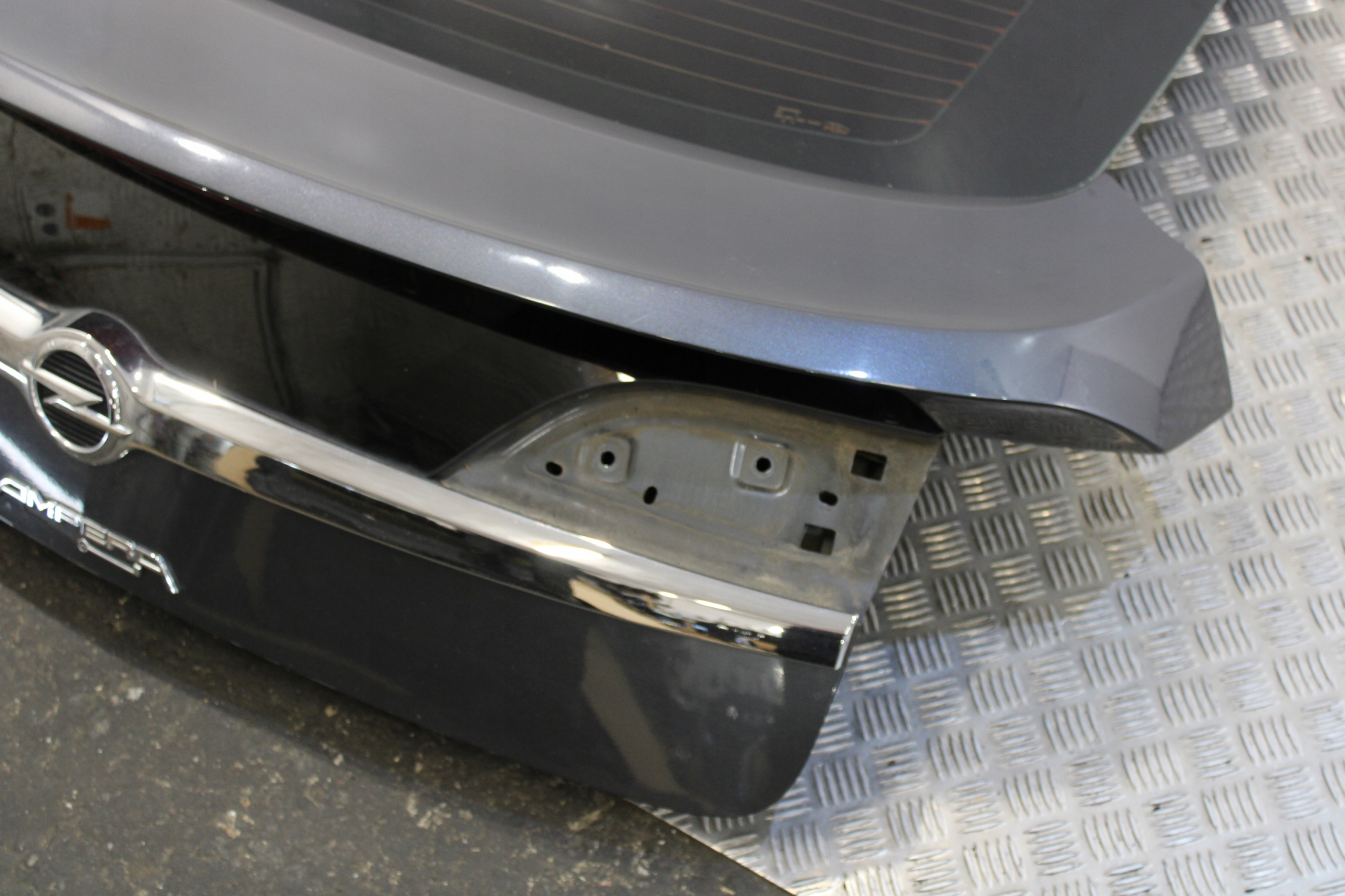 trunk door boot rear part rear complete OPEL AMPERA 1,4 BENZ