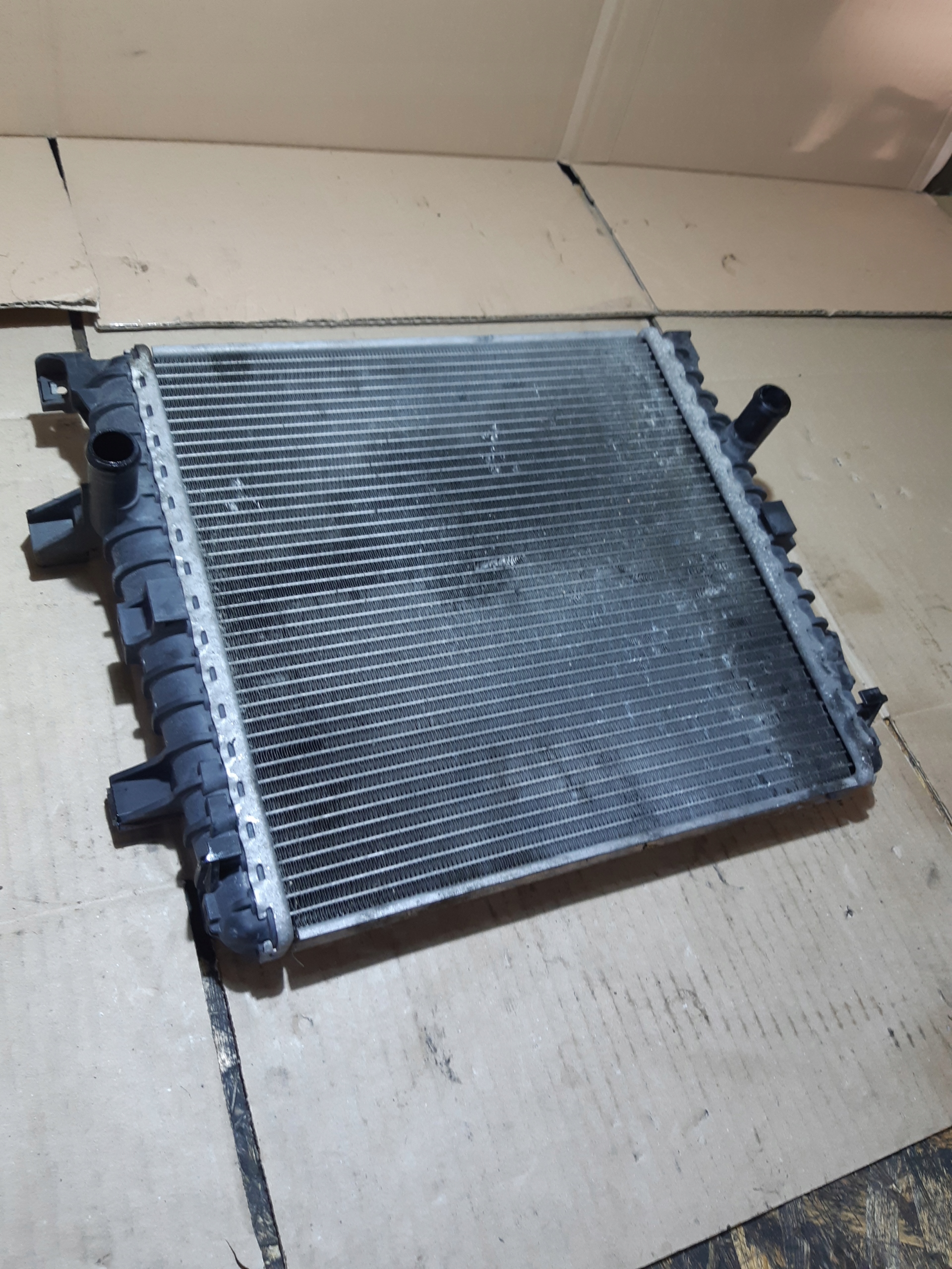 AUDI Q7 4L 3.0 TFSI water cooler 7L8121212