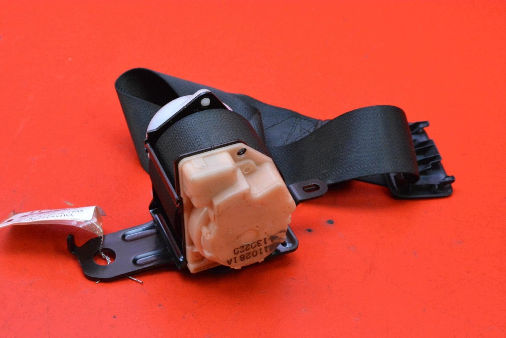 Gurten Sicherheits mitte heck EU 73350-02180 TOYOTA COROLLA E21 18-25