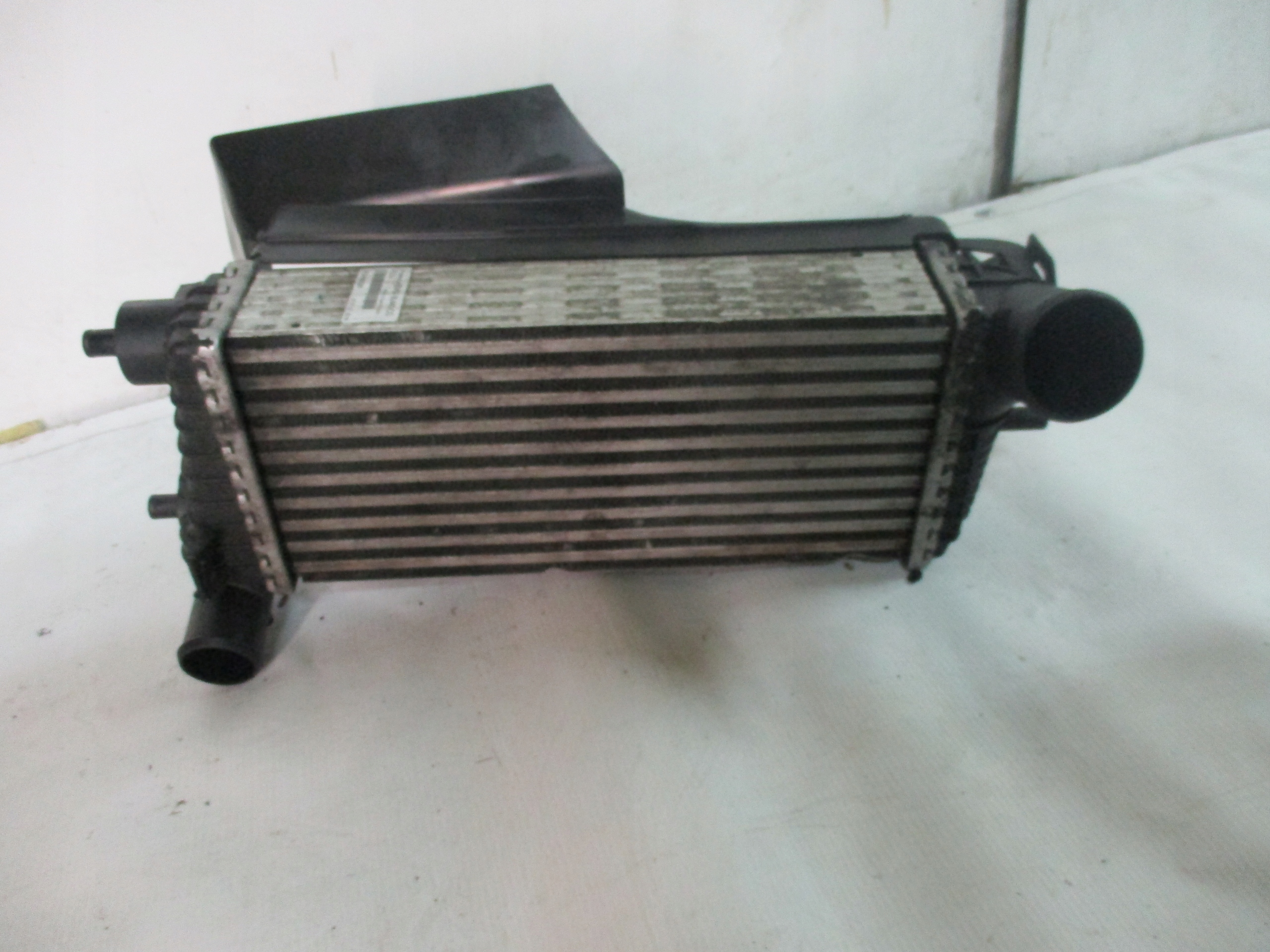 Kühler intercooler Focus MK3 1,6 TDCI BV61-9L440-CG