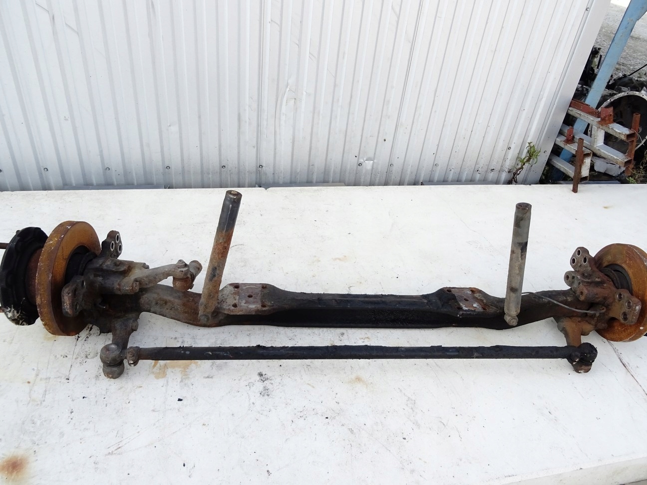 OŚ PRZÓD PRZEDNIA VOLVO FL6 85-00