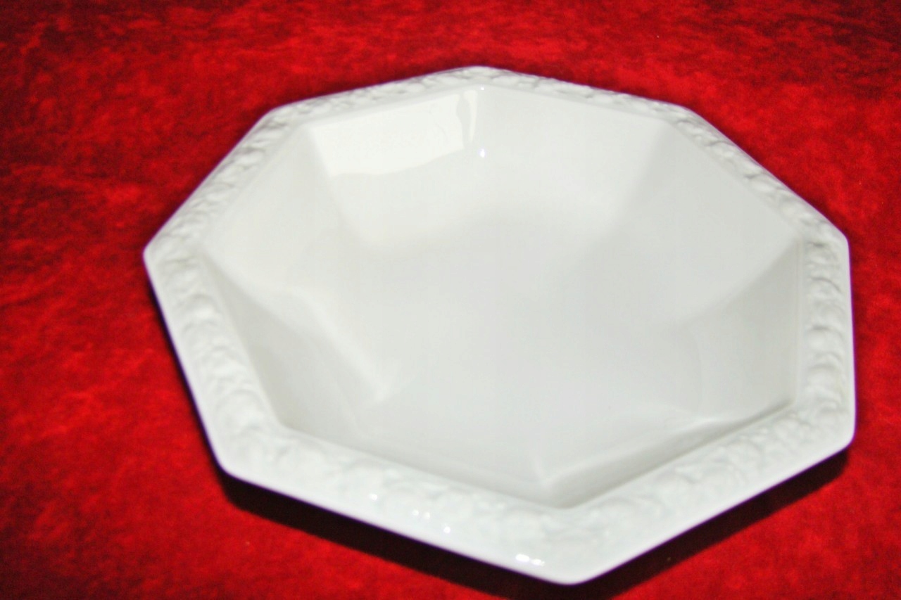 Миса Розенталь Белая Мария диред. 25 см