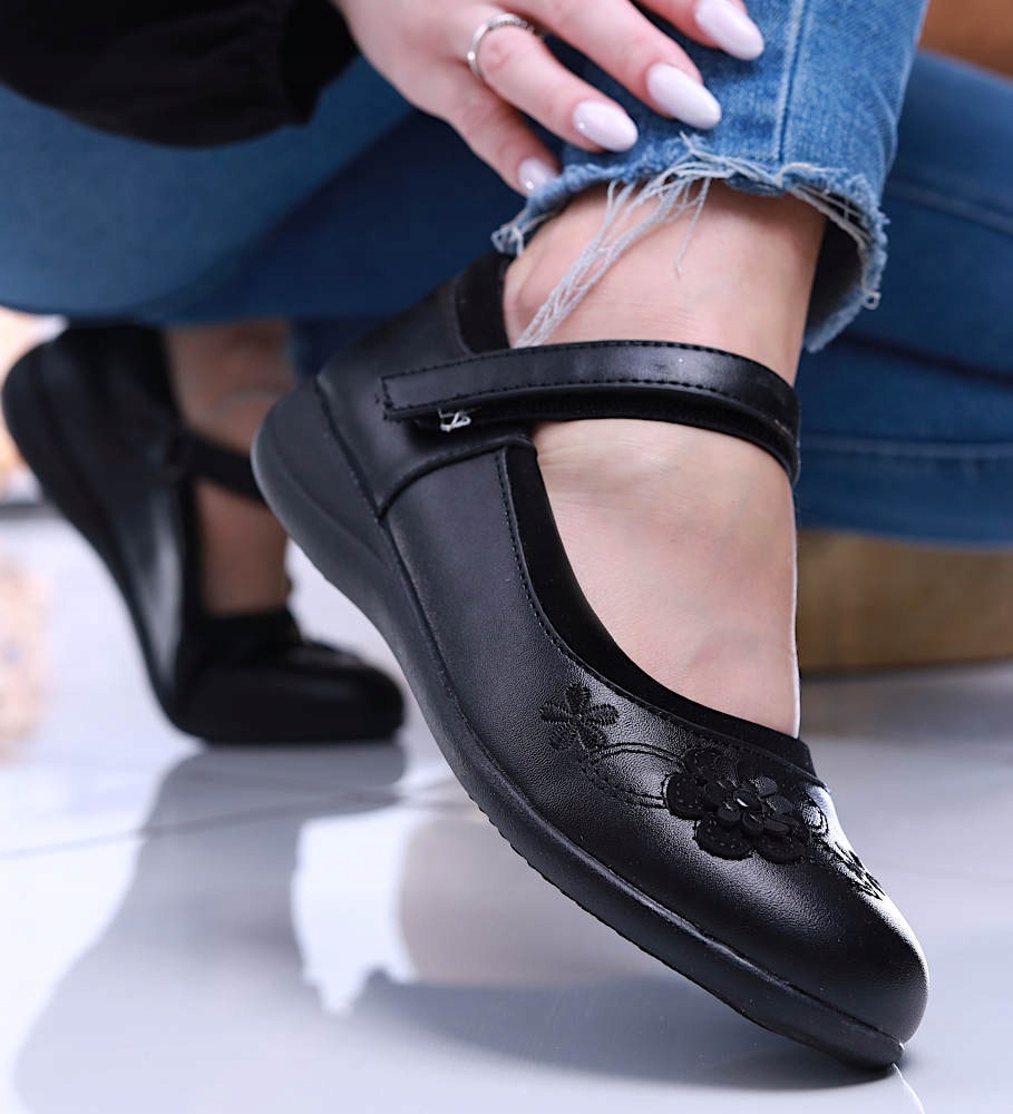 CZARNE DZIEWCZĘCE BALERINKI NA RZEPY buty PÓŁBUTY Z PASKIEM 13995 31 Stan opakowania oryginalne