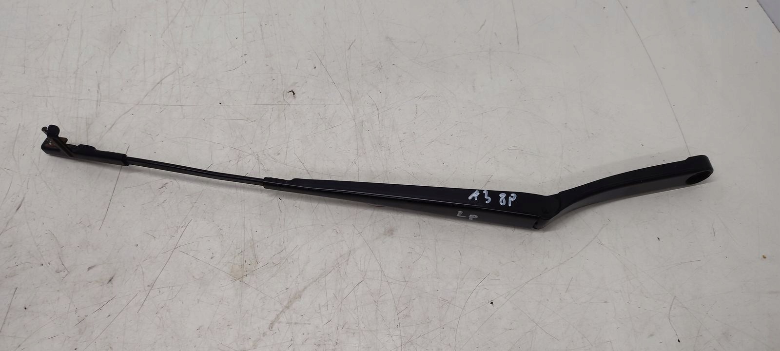 wiper arm left Audi A3 8P