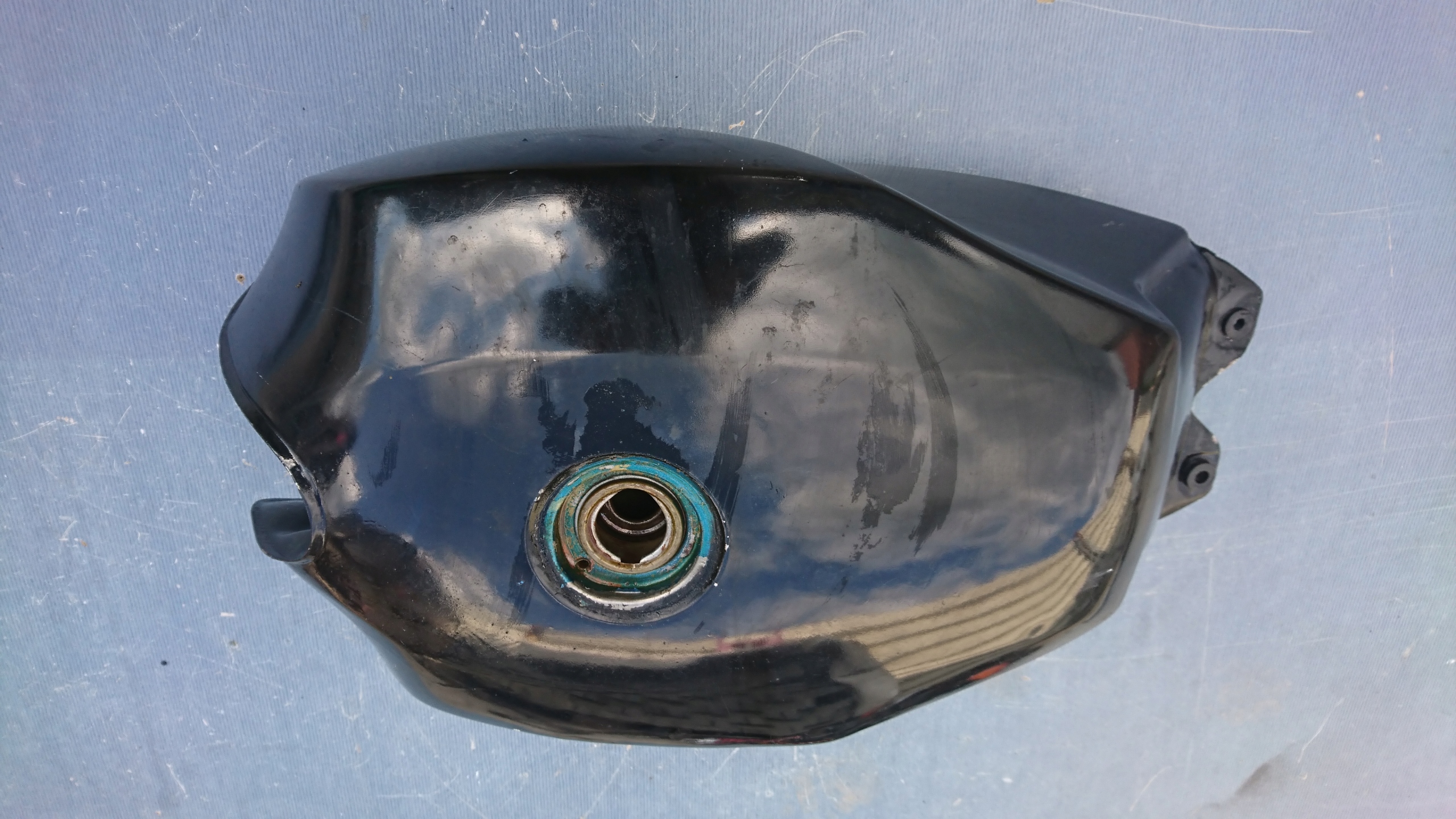 Suzuki gs 550 топливный бак