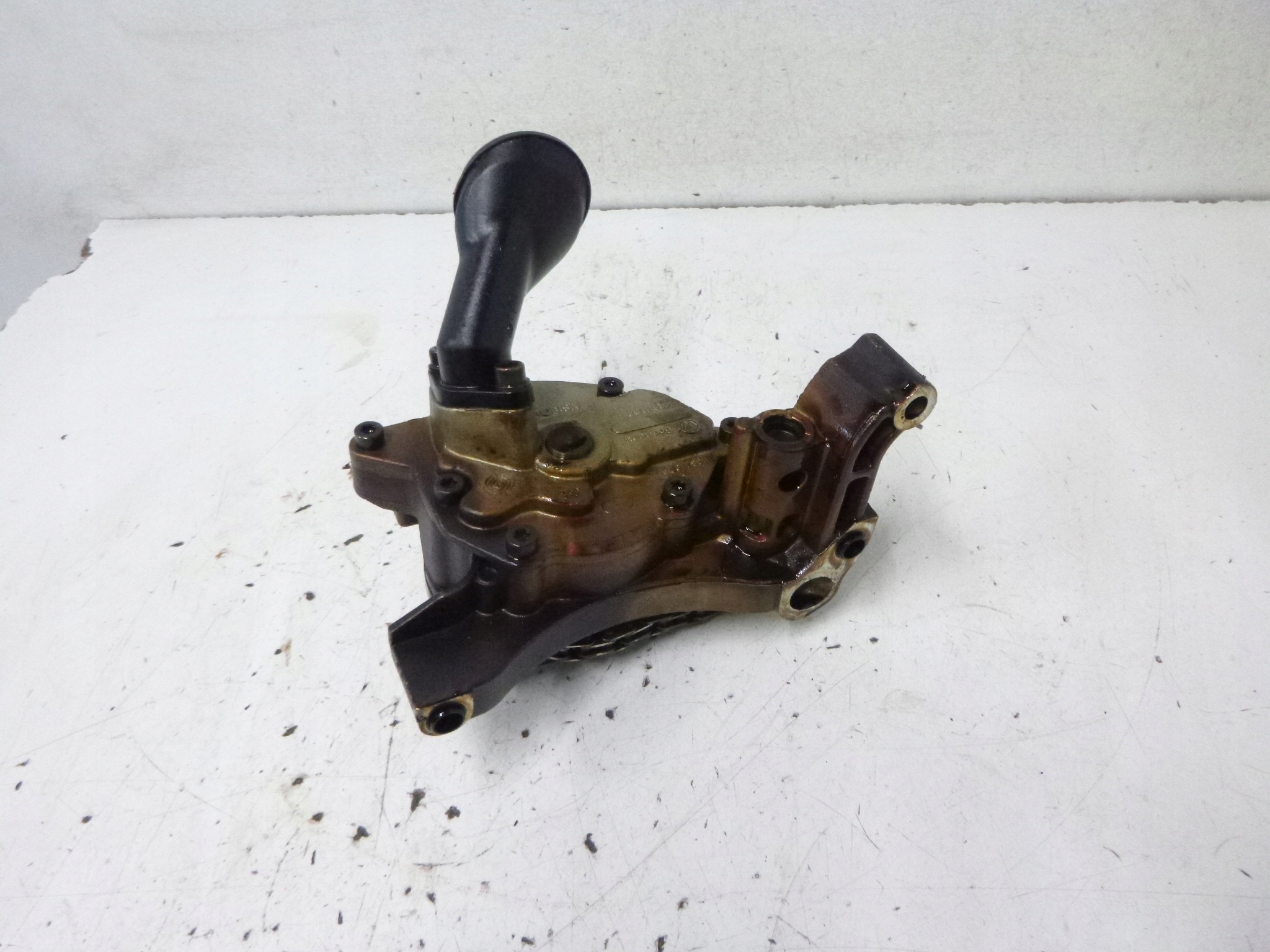 ÖLPUMPE VW VOLKSWAGEN GOLF 1.4TSI AUDI A3 8P CAXA