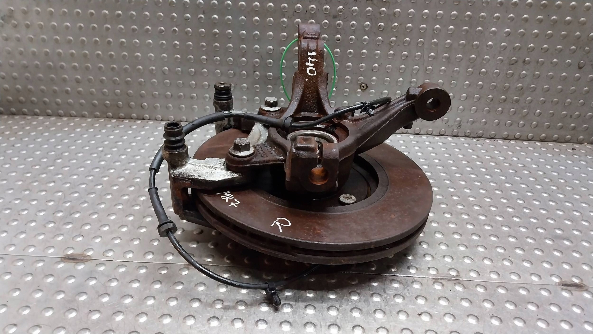 swing right front 8V51-3K170-AF/BE FORD FIESTA MK6 MK7