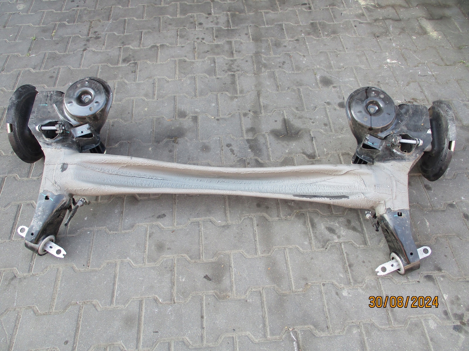 axis rear sususpension CITROEN C5X 1,6THP 22R