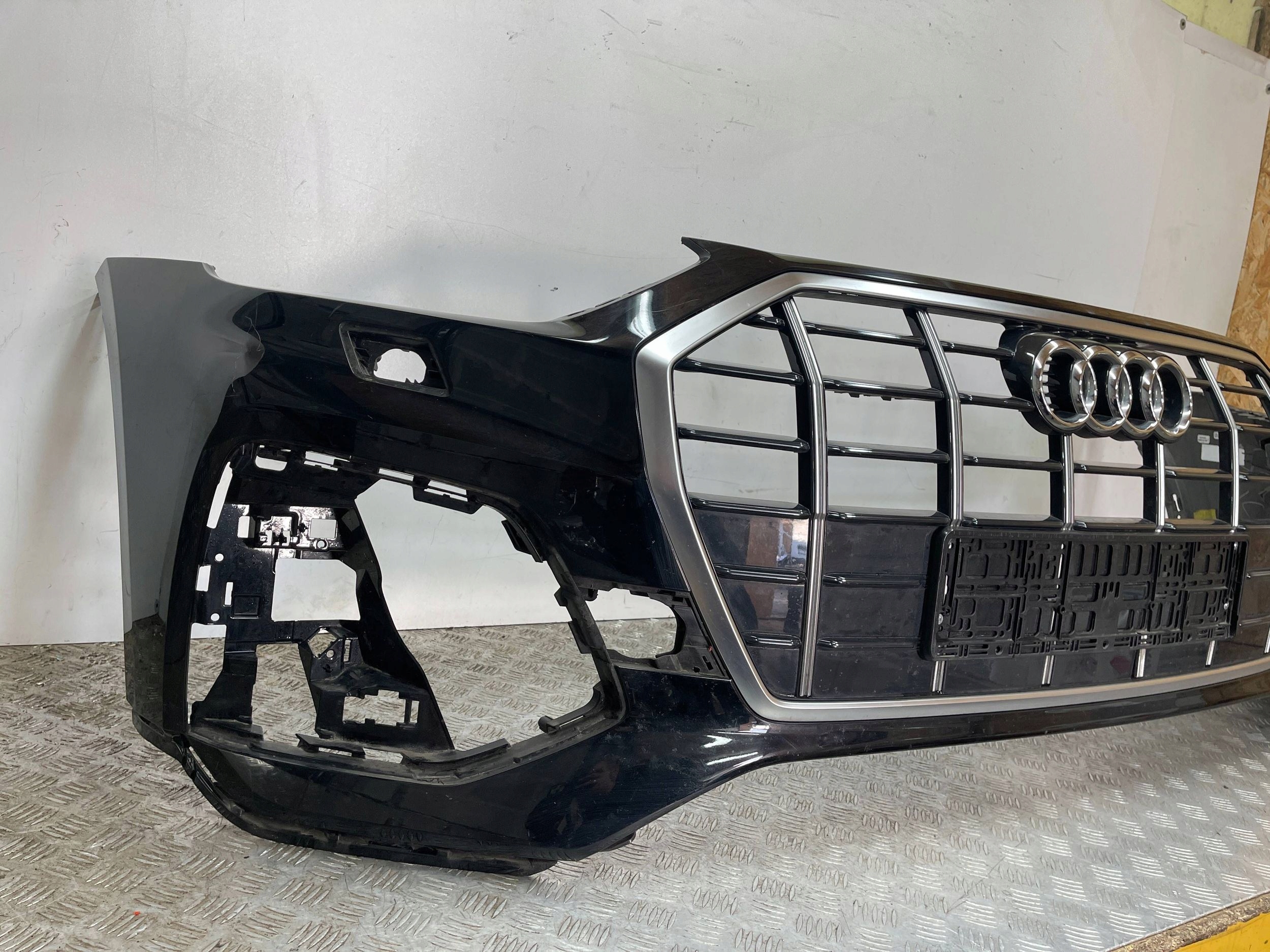 bumper front PREKLADgrill front front AUDI Q5 II 2 80A LIFT 20- S-LINE