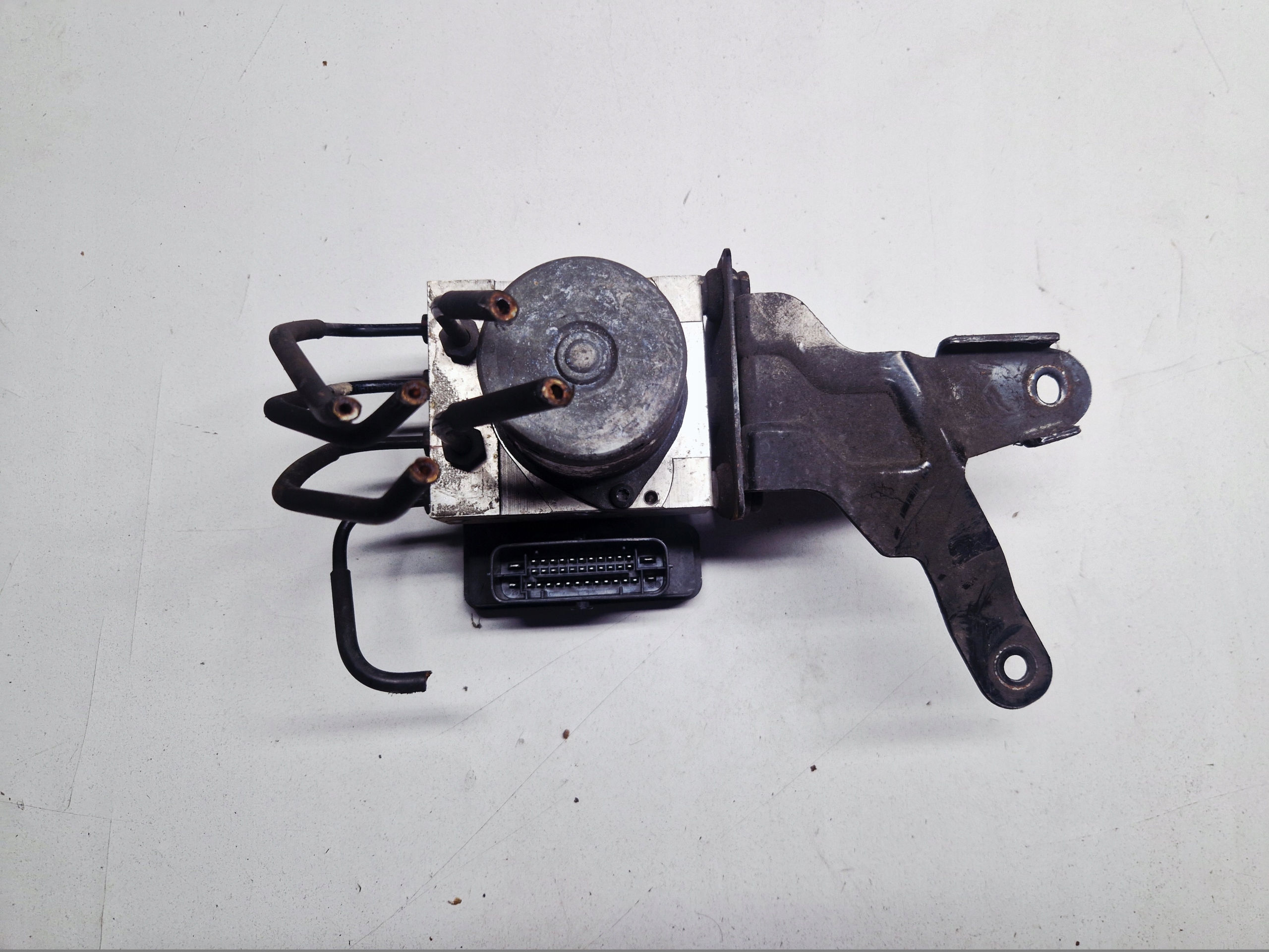 KIA CEED II 1.6 CRDI control unit pump ABS 61589-45200 A2589-30600