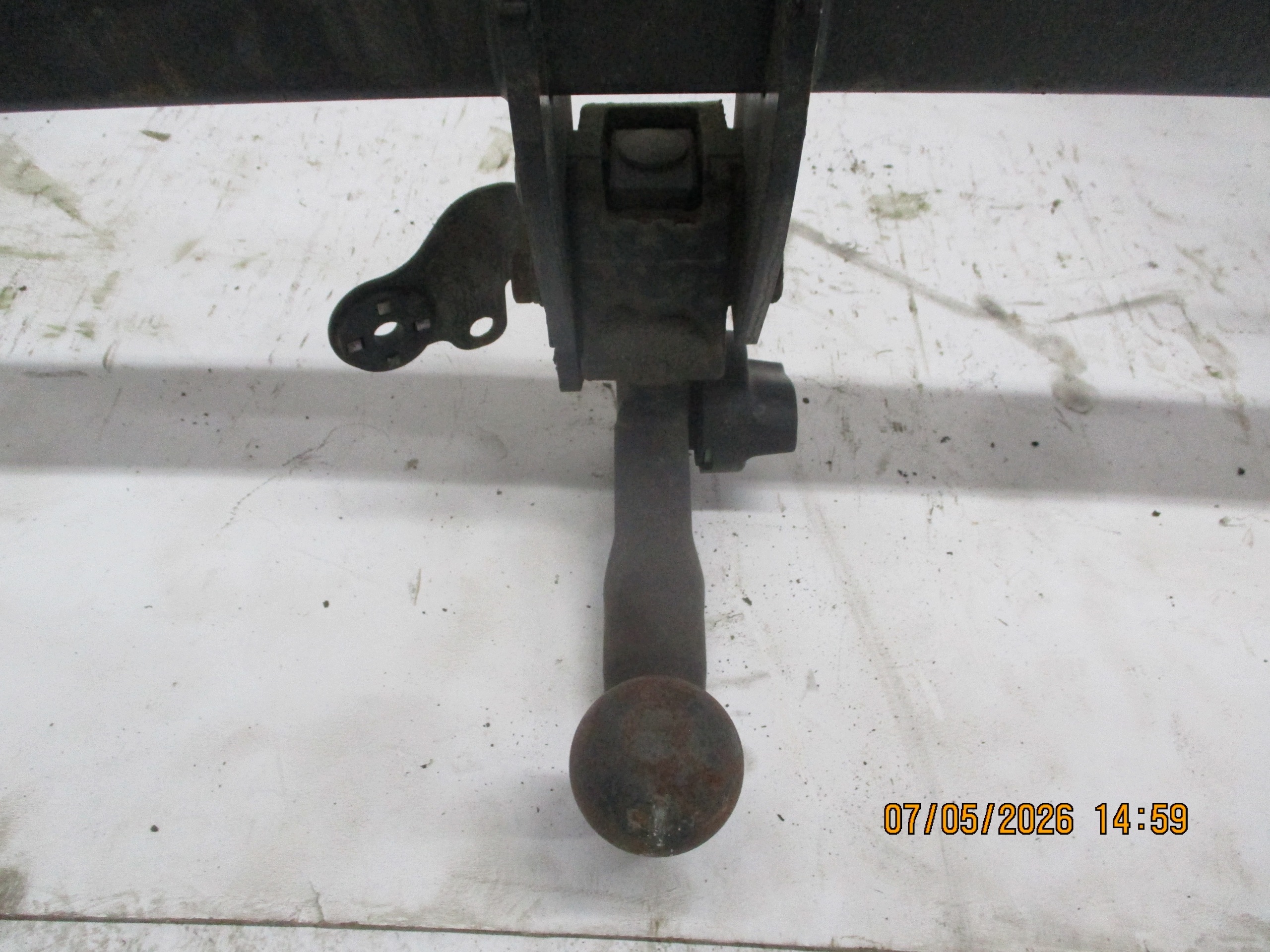 bumper support towing SUBARU FORESTER