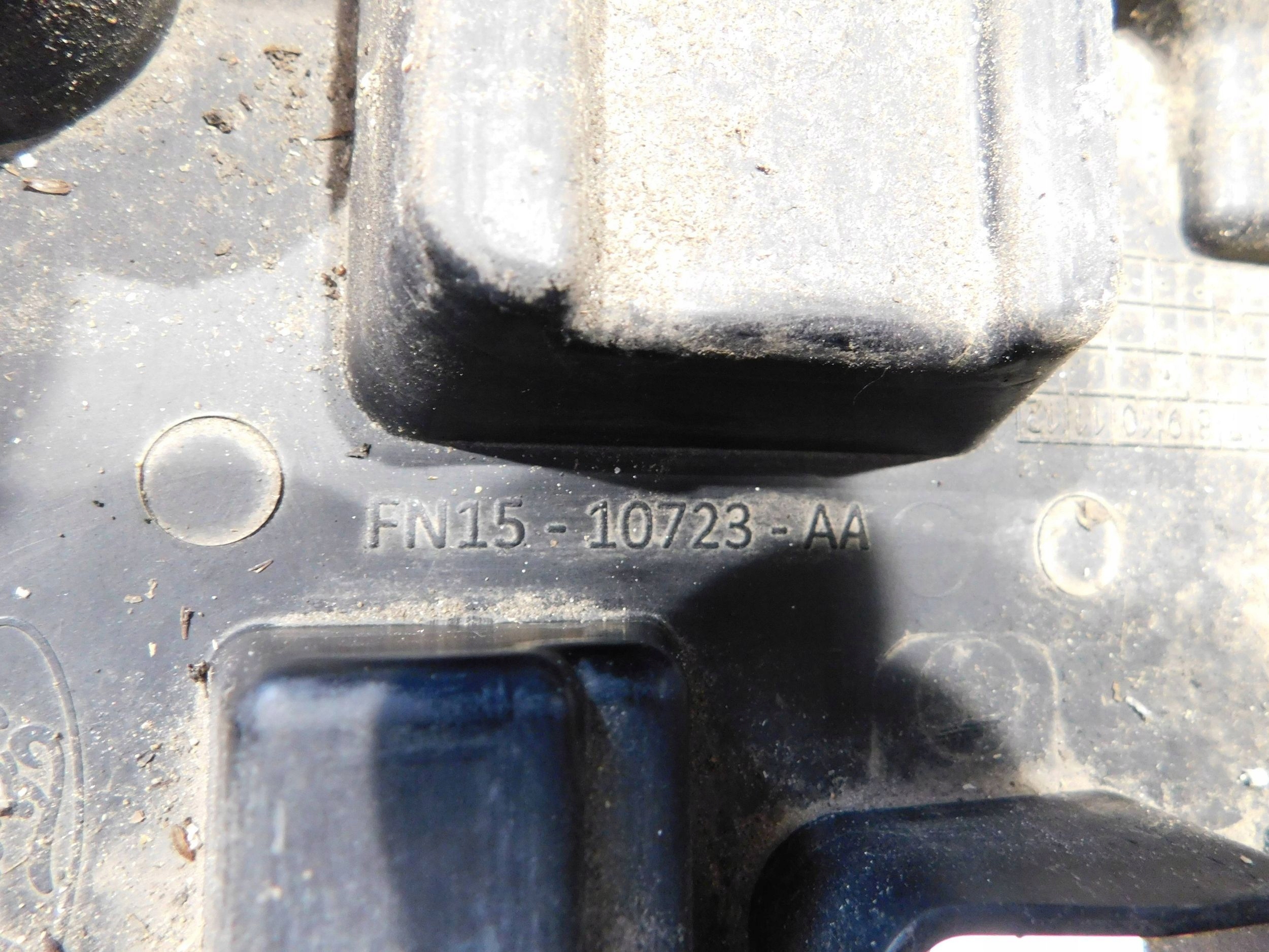 Gehäuse AKUMULATORA FORD KA+ PLUS