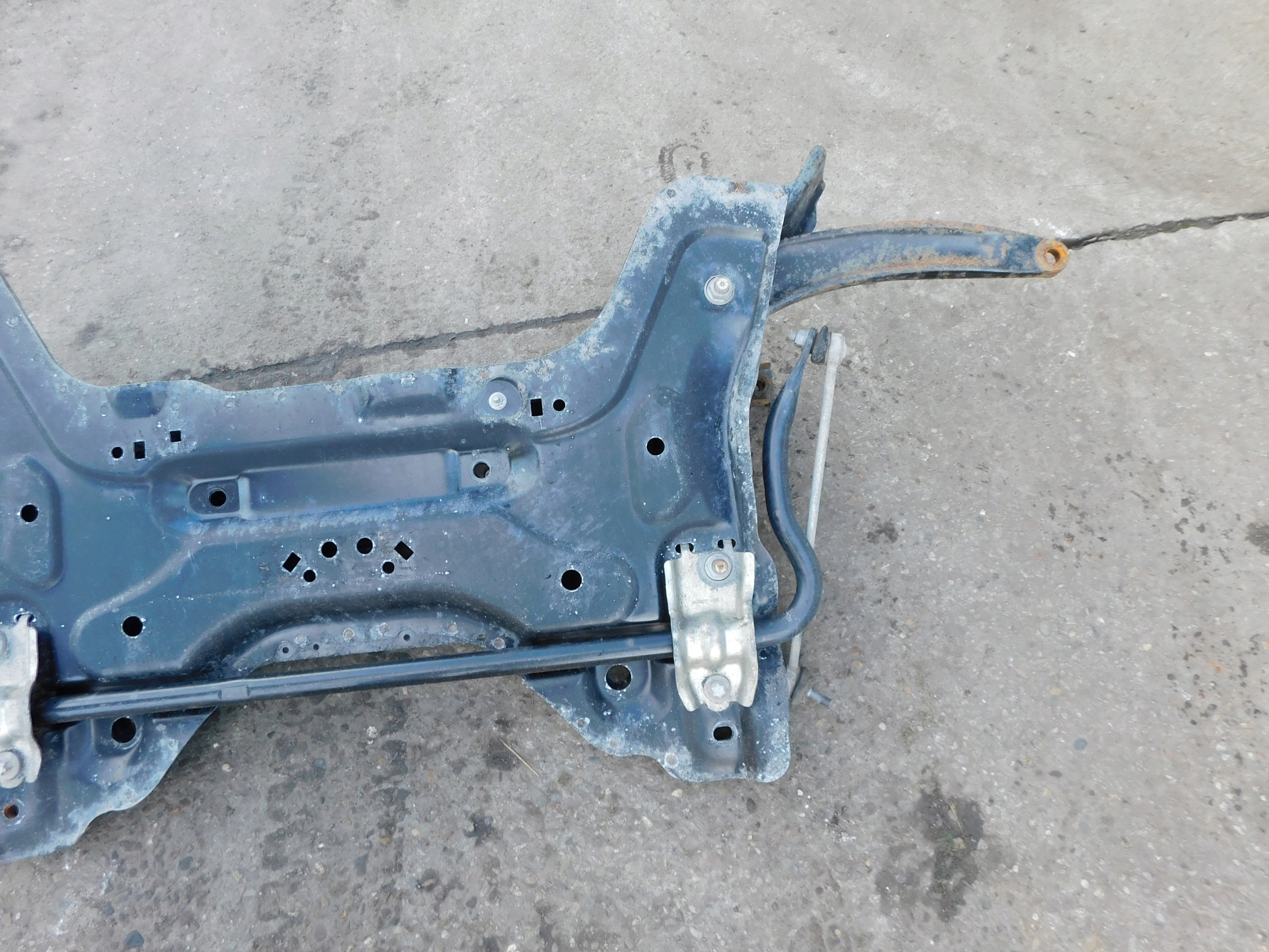 axle beam springing subframe original Peugeot Partner Berlingo 1.6 HDI