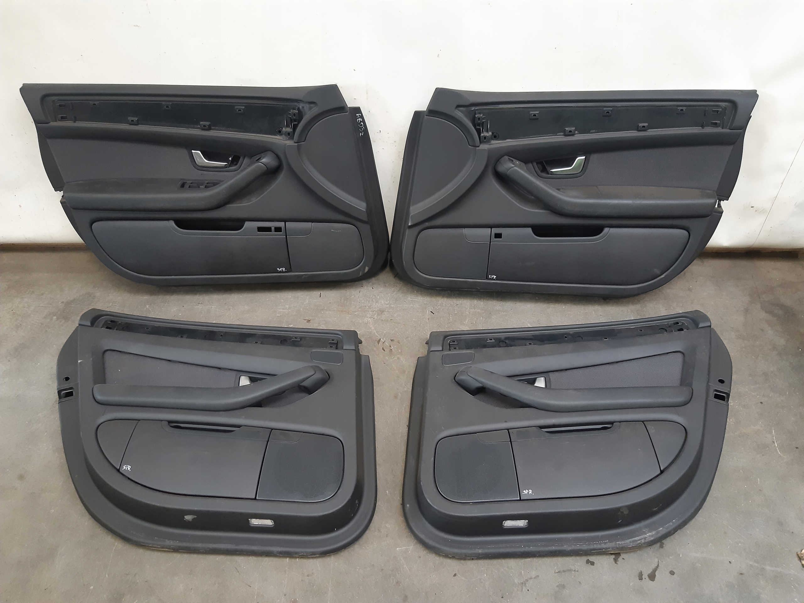 side materialowe kpl Audi A8 D3