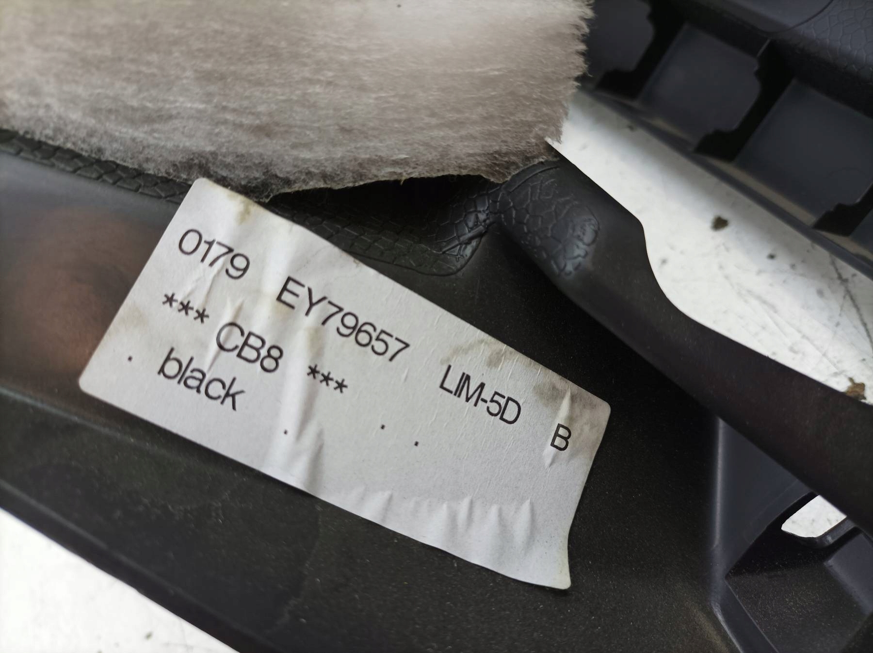 Blende Abdeckung Halter POLKI heck HB KPL Ford Focus Mk3 (2010-)