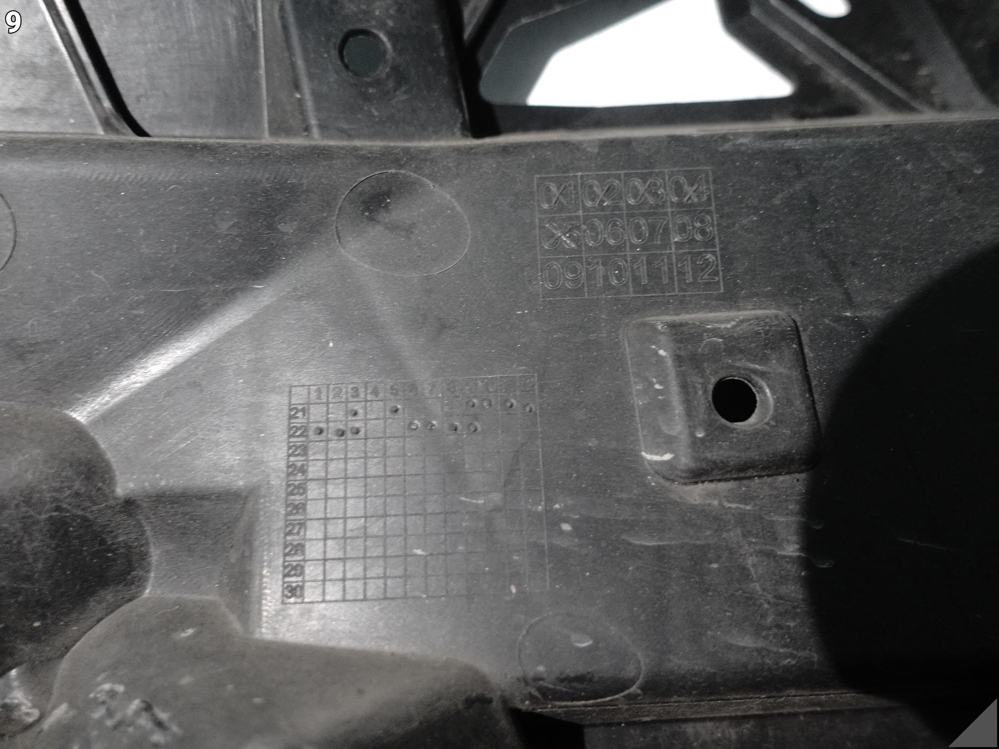 BMW 3 G20 G21 LCI LIFT 22-26 držák příčka nárazníku BASIC předek pravý