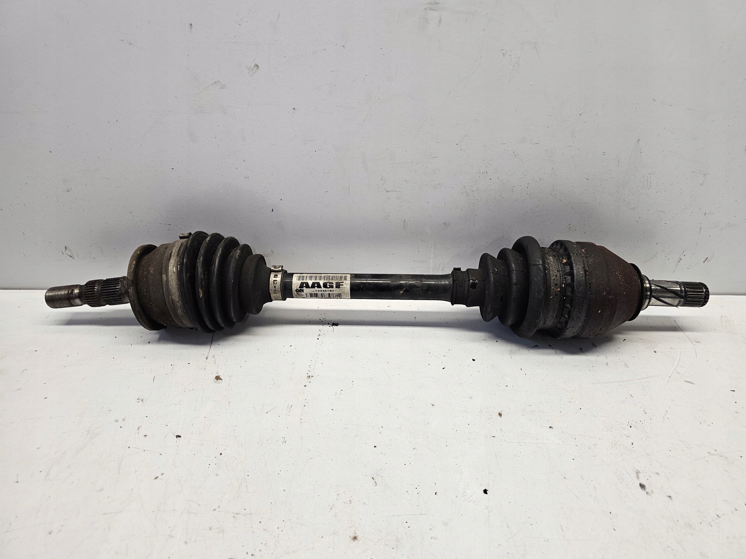 OPEL ASTRA J LIFT semi-axis left short. 13335160 AAGF 1.3 CDTI