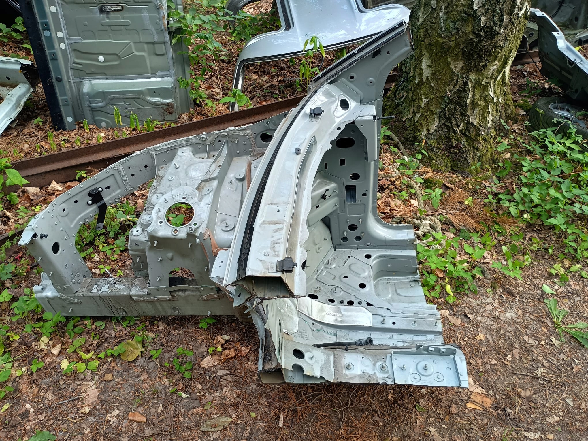 quarter front front right PORSCHE CAYENNE 9Y 1