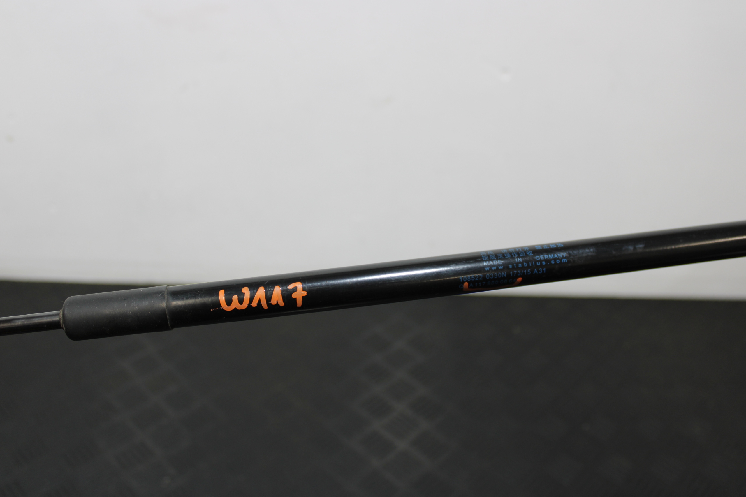 damper telescope bonnet A1179800664 MERCEDES CLA W117