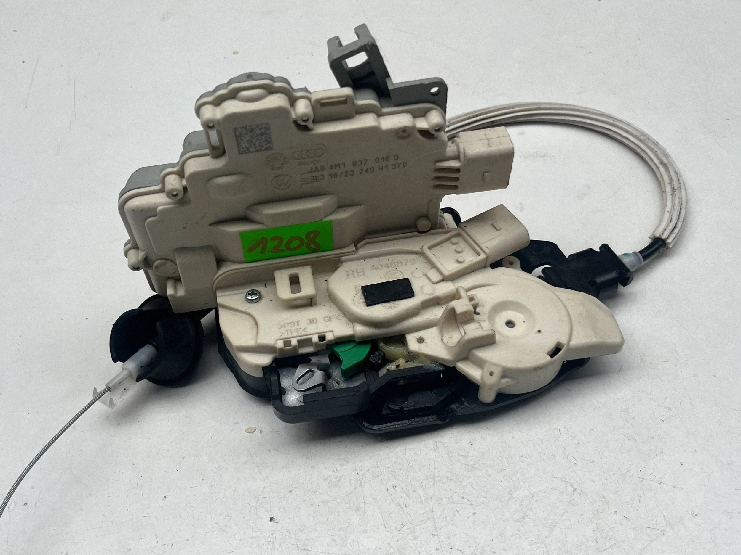 AUDI Q7 4M lock door right front DOCIAG 4M1837016D @M