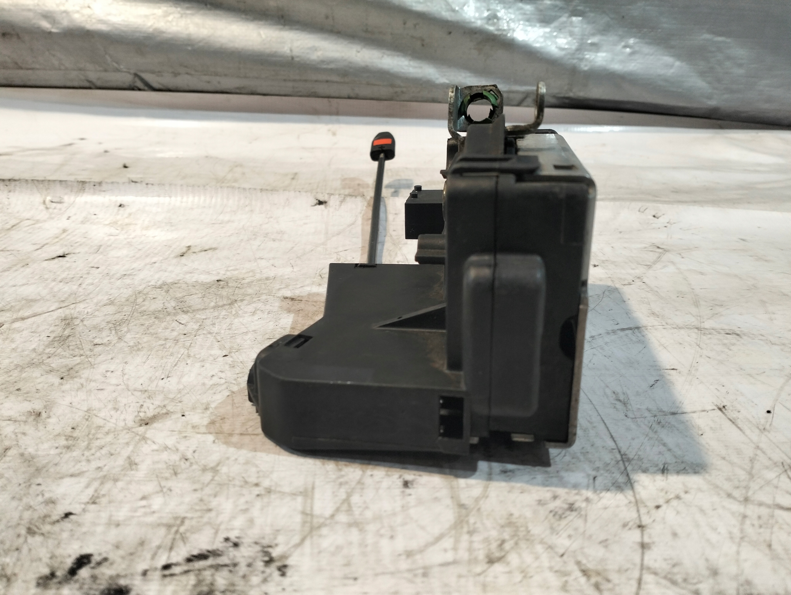 lock door left front OPEL ZAFIRA A OE 24444015EX 8PIN