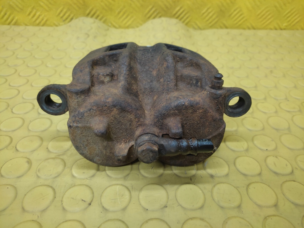 MITSUBISHI PAJERO 3 3.2 DID caliper left front