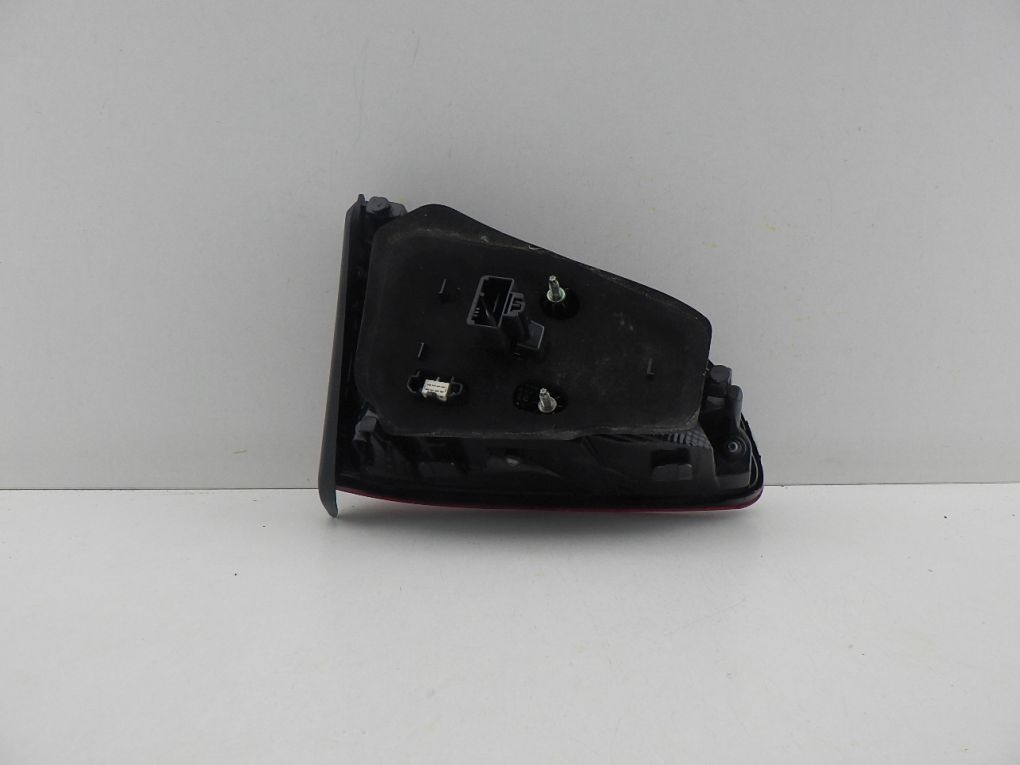 VW GOLF VII 7 5G HB LIFT 17- light rear right