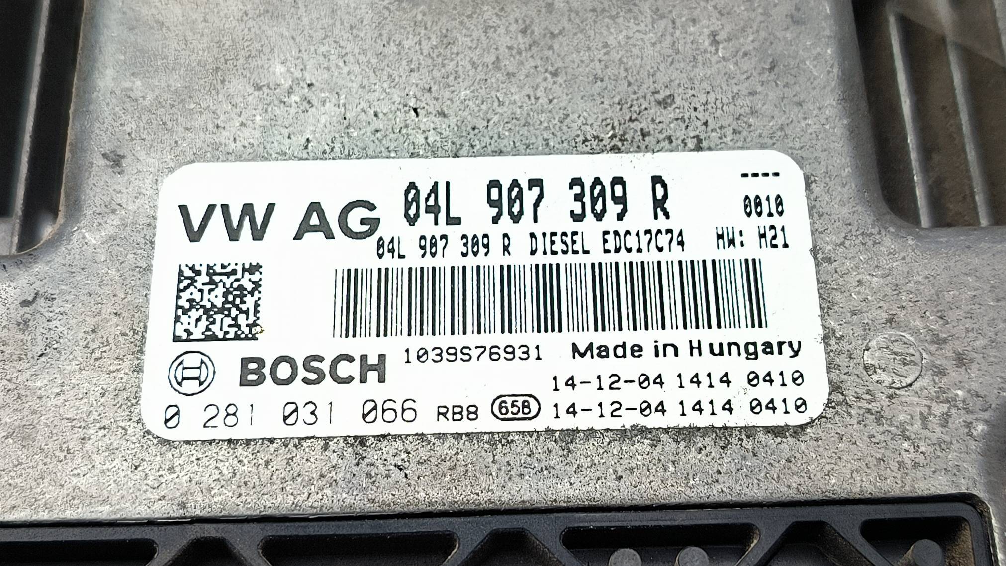 computer of the engine ECU 04L907309R 2.0 TDI VOLKSWAGEN PASSAT B8
