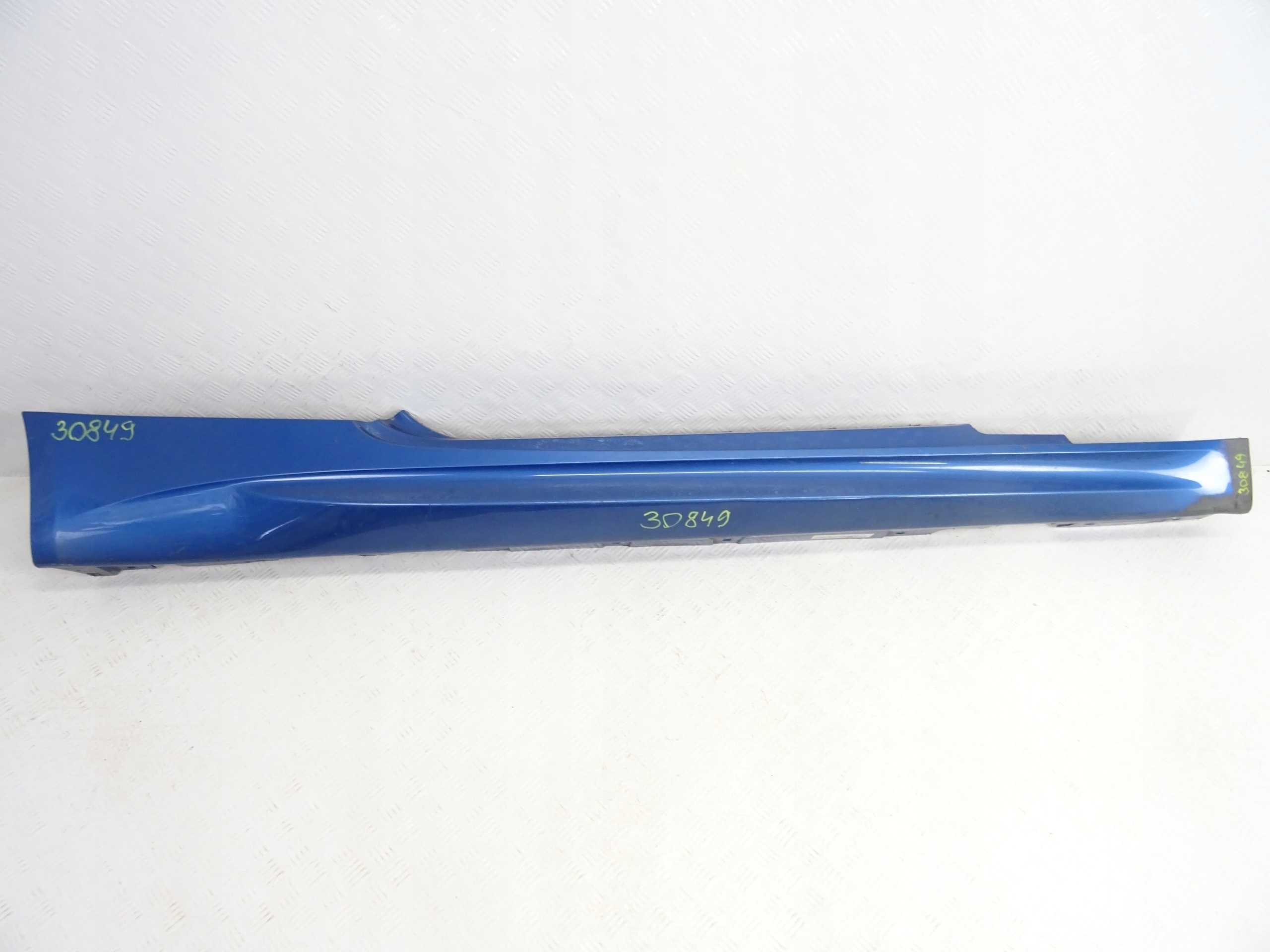 BMW E92 E93 M3 M POWER moulding threshold threshold right | GetMotor XSB