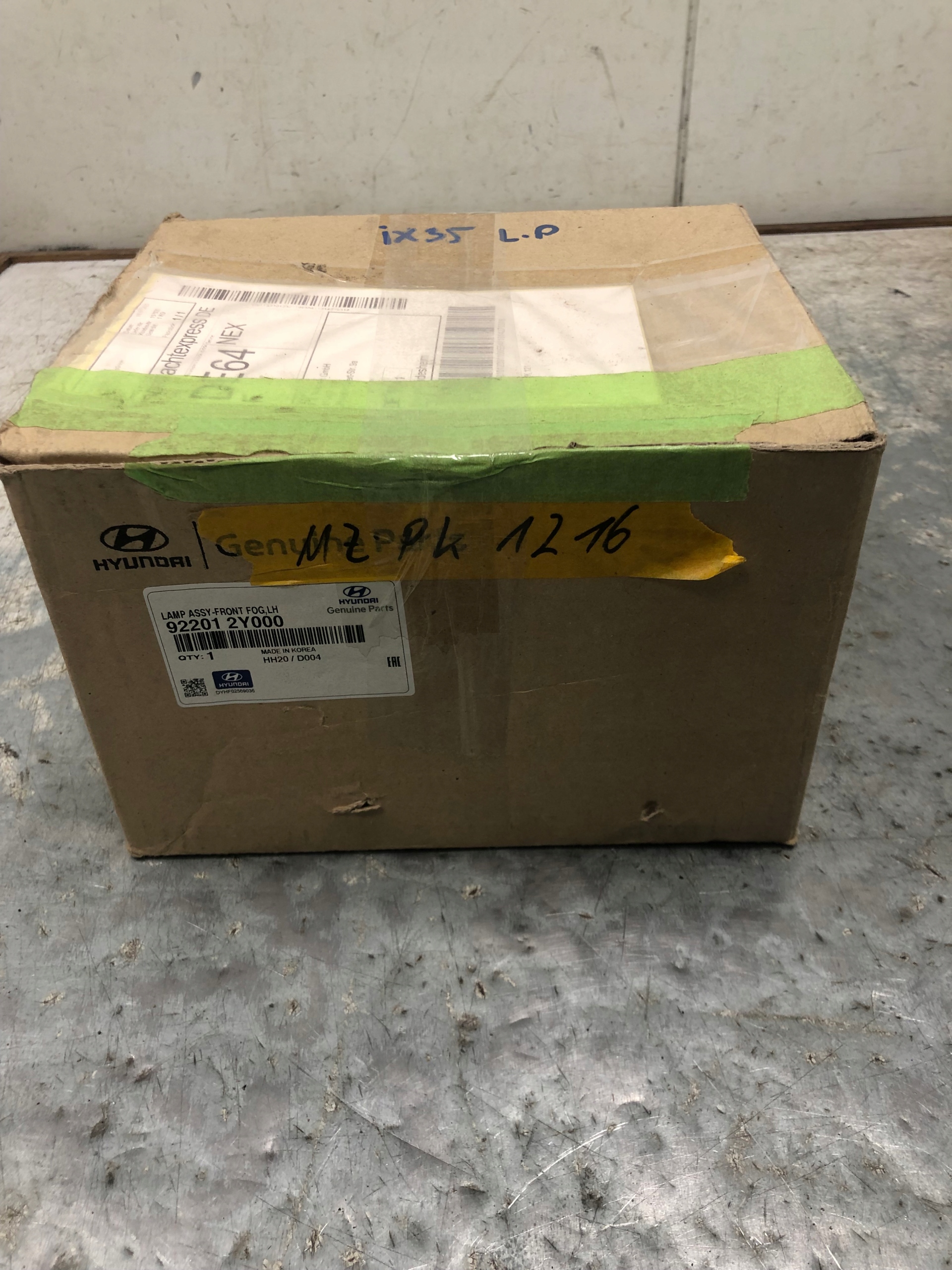 fog light left front HYUNDAI IX35 92201-2Y000