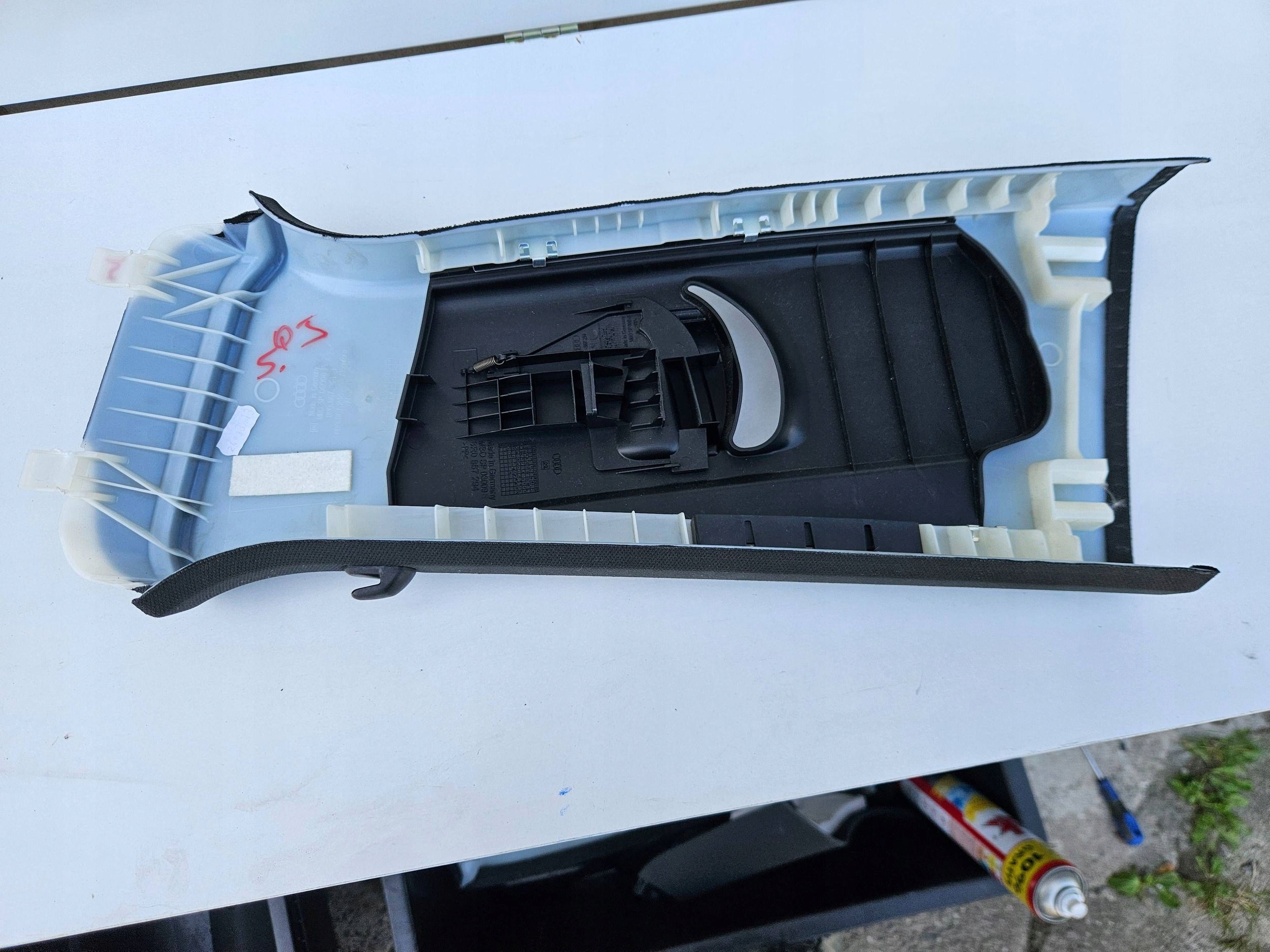 Audi Q5 8R0 cover upper slupka right