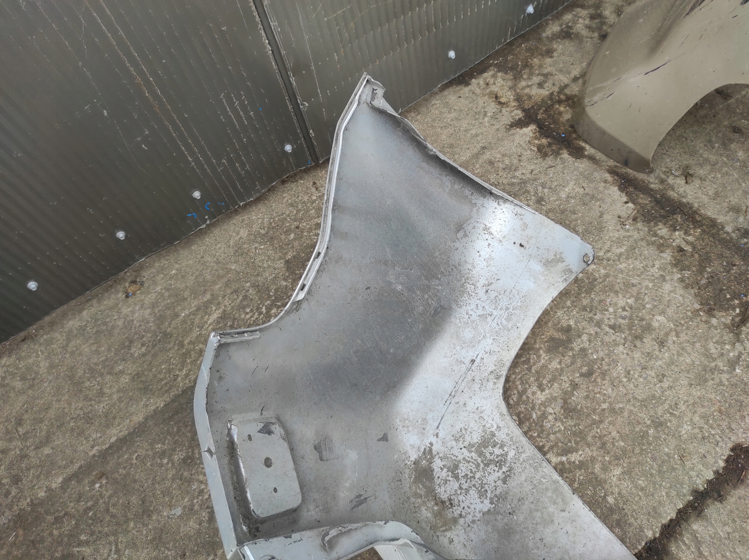 bumper rear SUZUKI VITARA II 71811-65J10 PDC