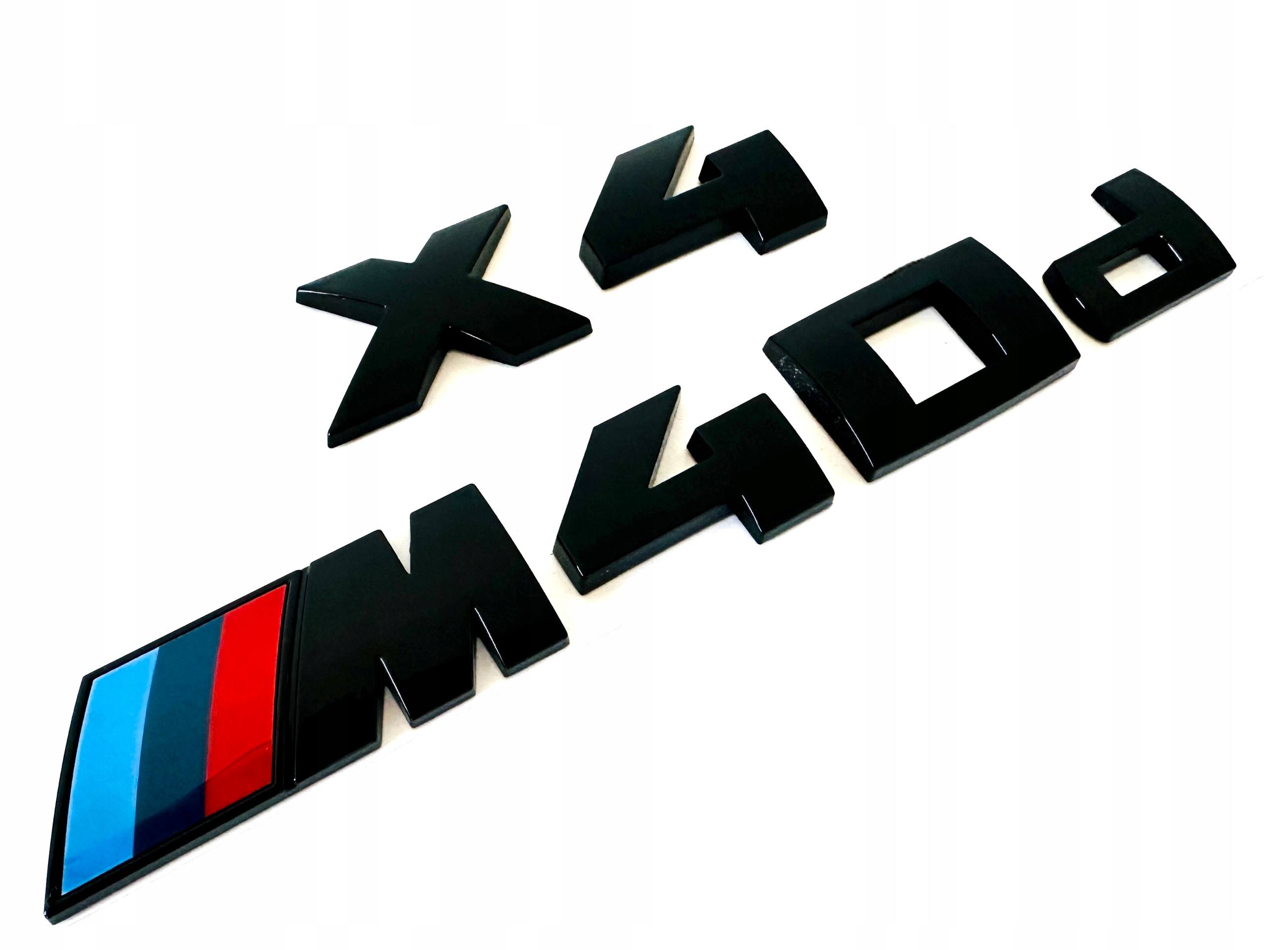 Bmw X4 M40d X4 M 40d emblém logo znak nápis čierny