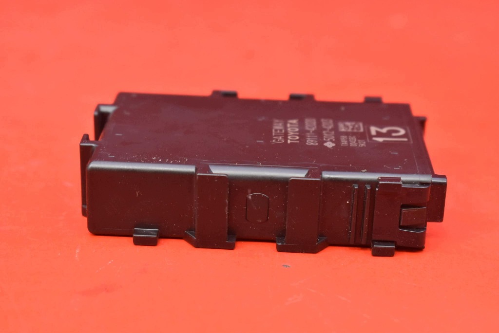 control unit module GATEWAY 89111-42020 TOYOTA RAV4 4 IV 2.0 D-4D 146 KM 15-20