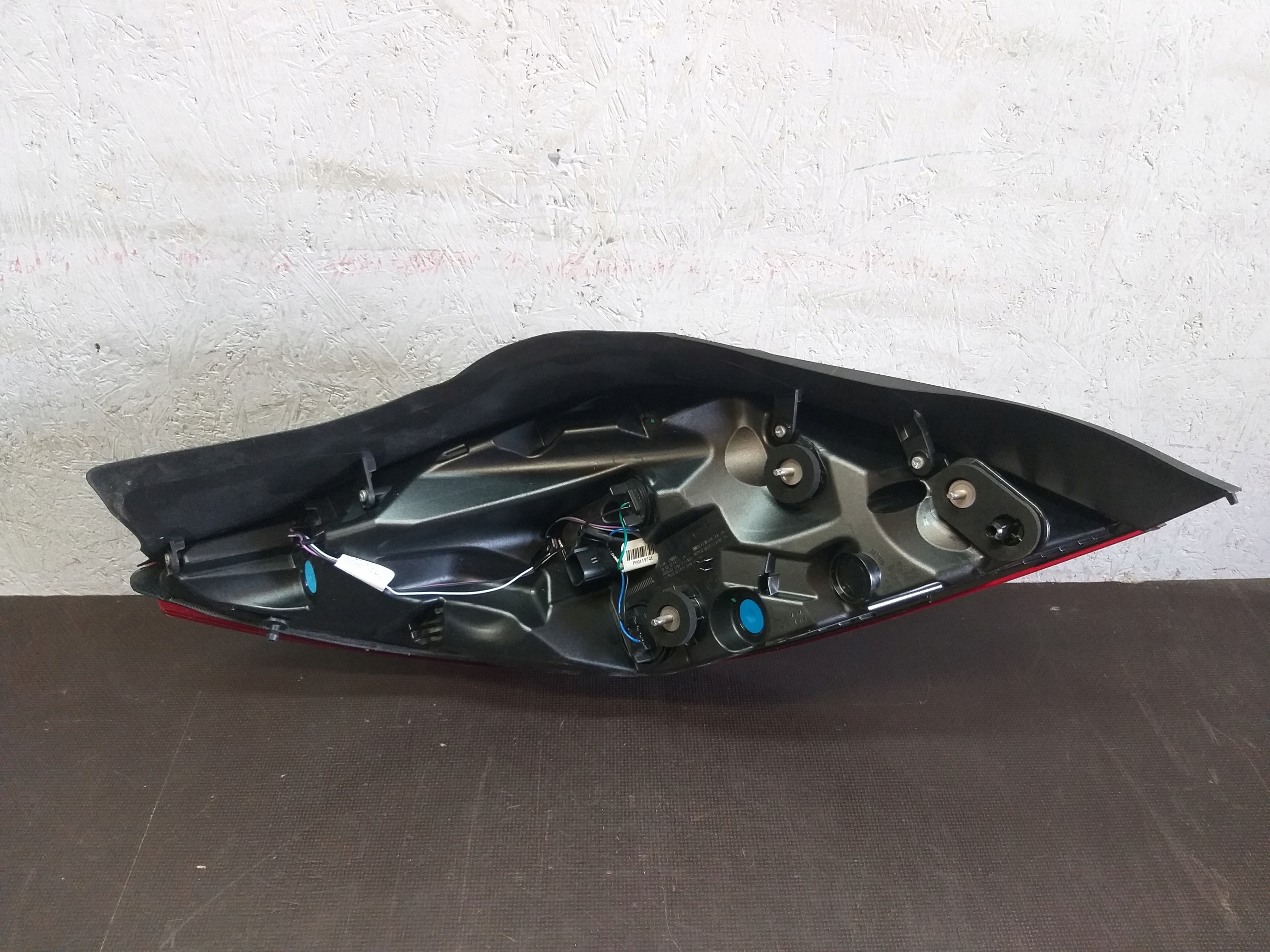 LIGHT REAR PART RIGHT OPEL INSIGNIA A LIFT HB 39024201