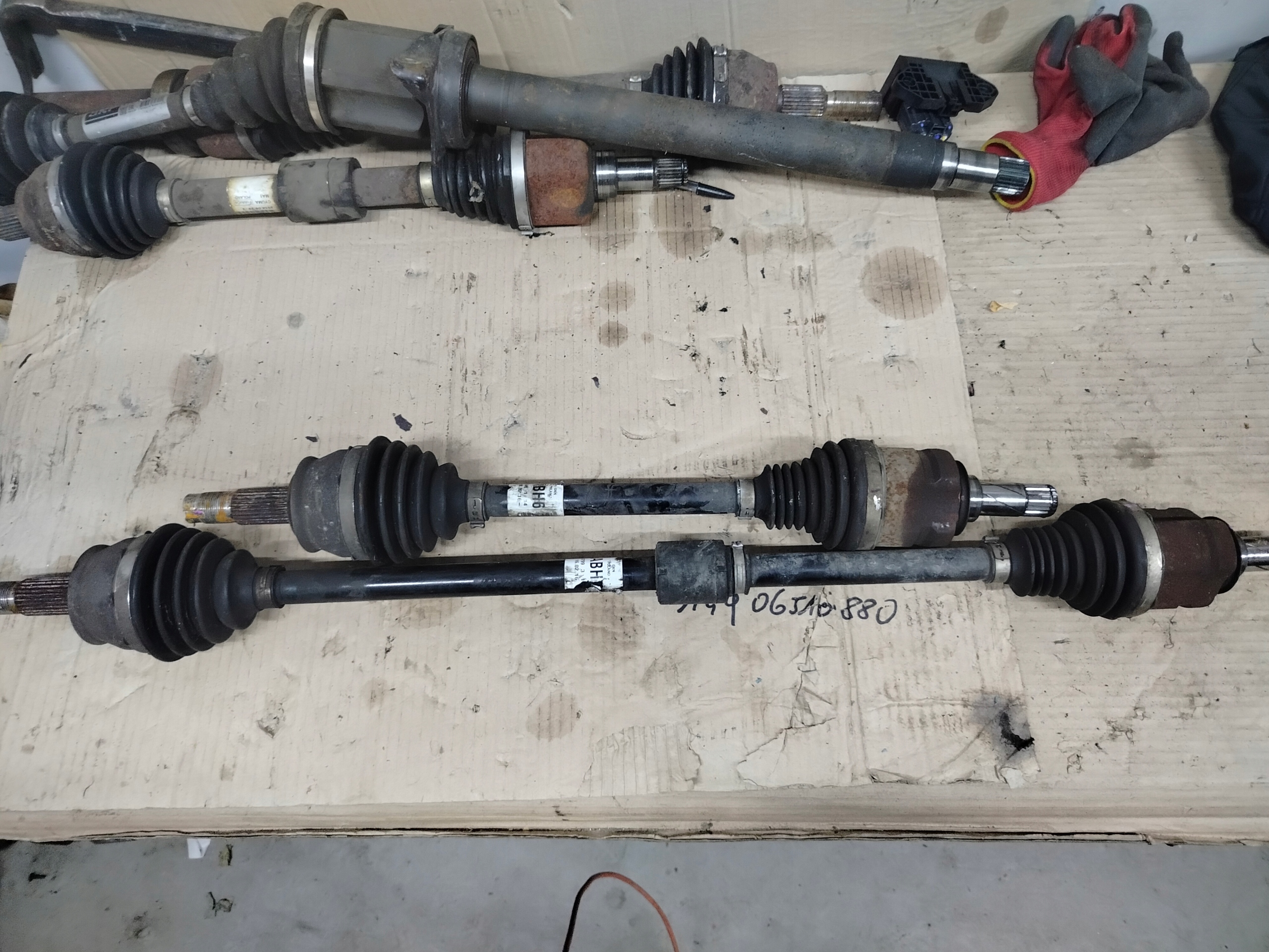 semi-axis left right Opel Corsa E 1.3 CDTI B13DTE 13486866 ABH6 13486867 ABH7