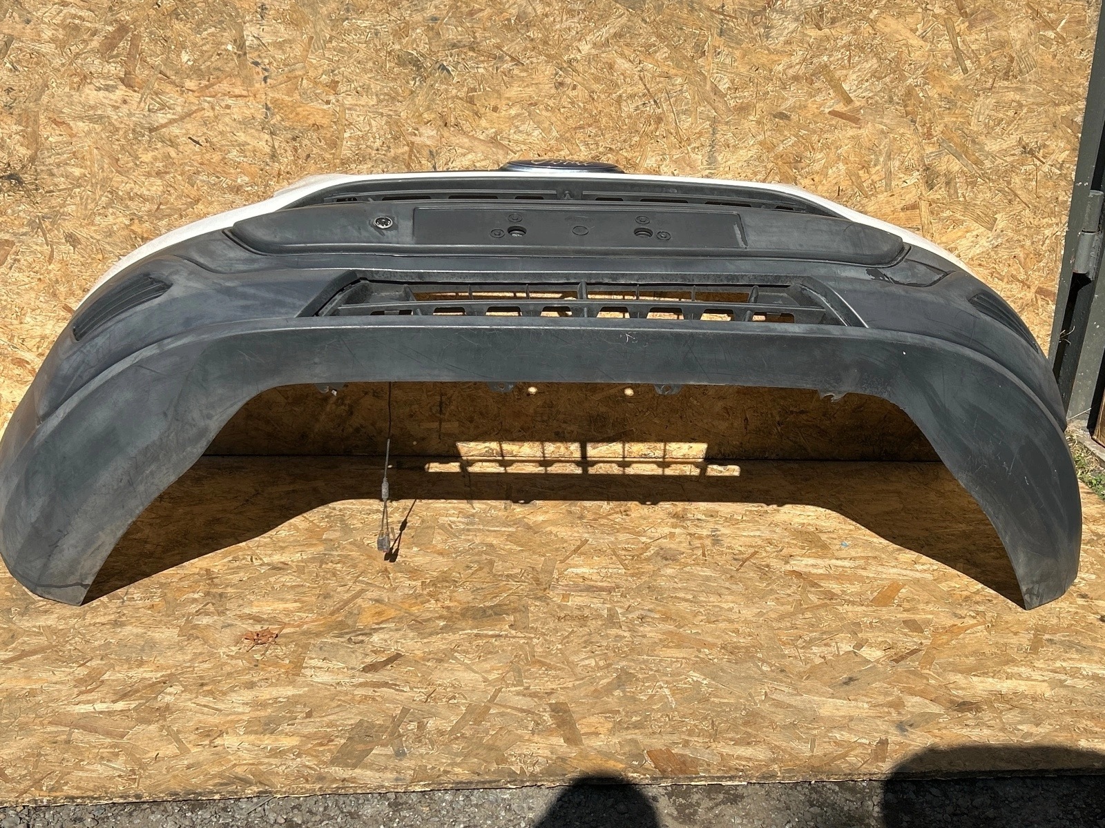 complete bumper front front Ford Transit custom mk1 bialy