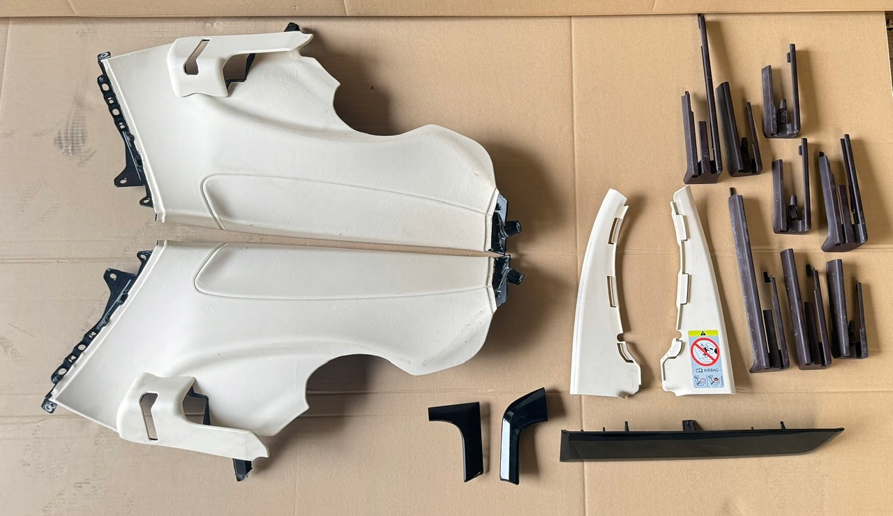 Sitze KPL. + MODULY Sitz Seiten TUNEL PORSCHE PANAMERA 971 BEZOWE 1