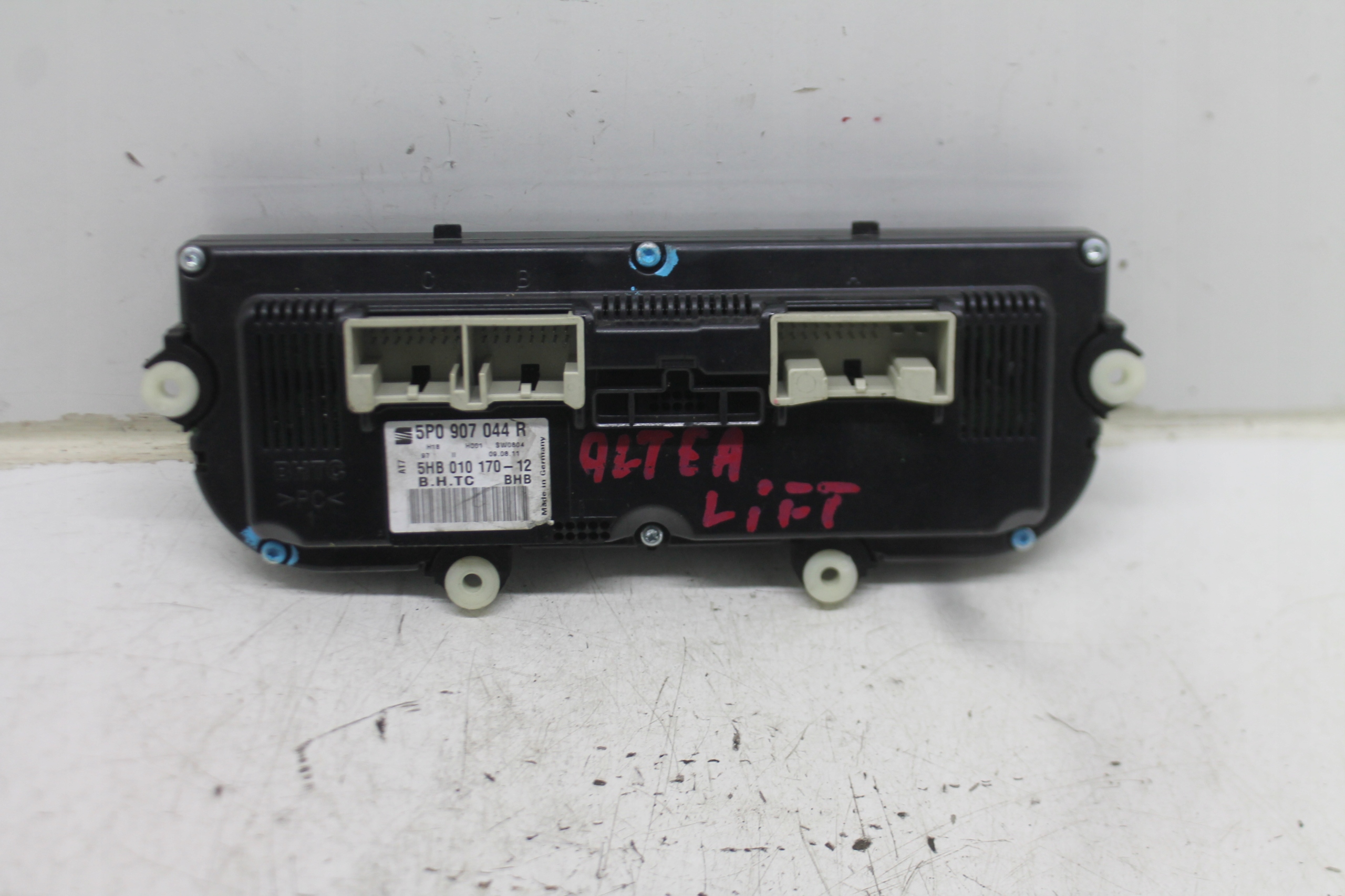 control panel air conditioning devices of the air conditioning 5P0907044R SEAT