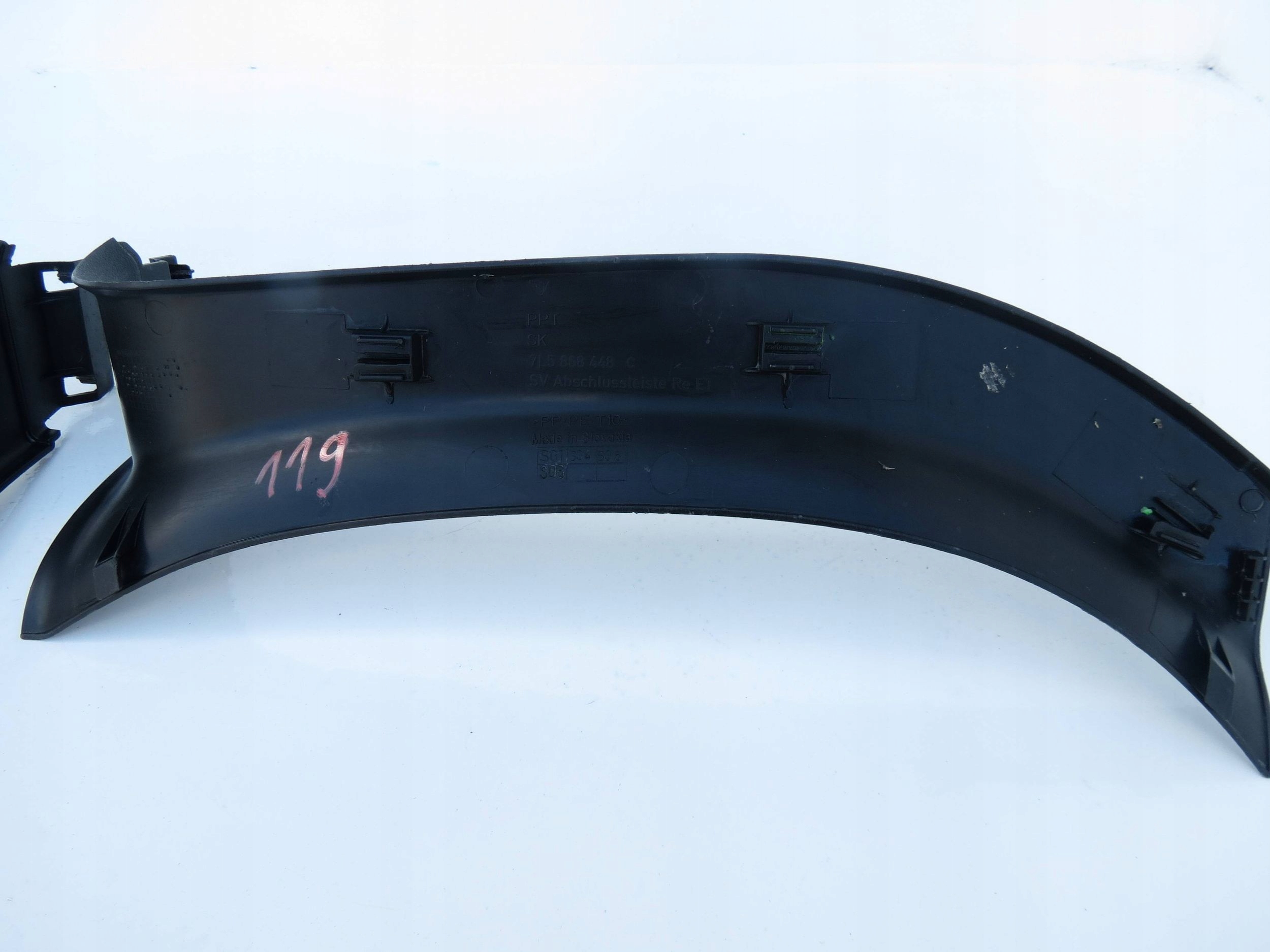 moulding boot left right rear part PORSCHE CAYENNE 7L5868448C 7L5868447C