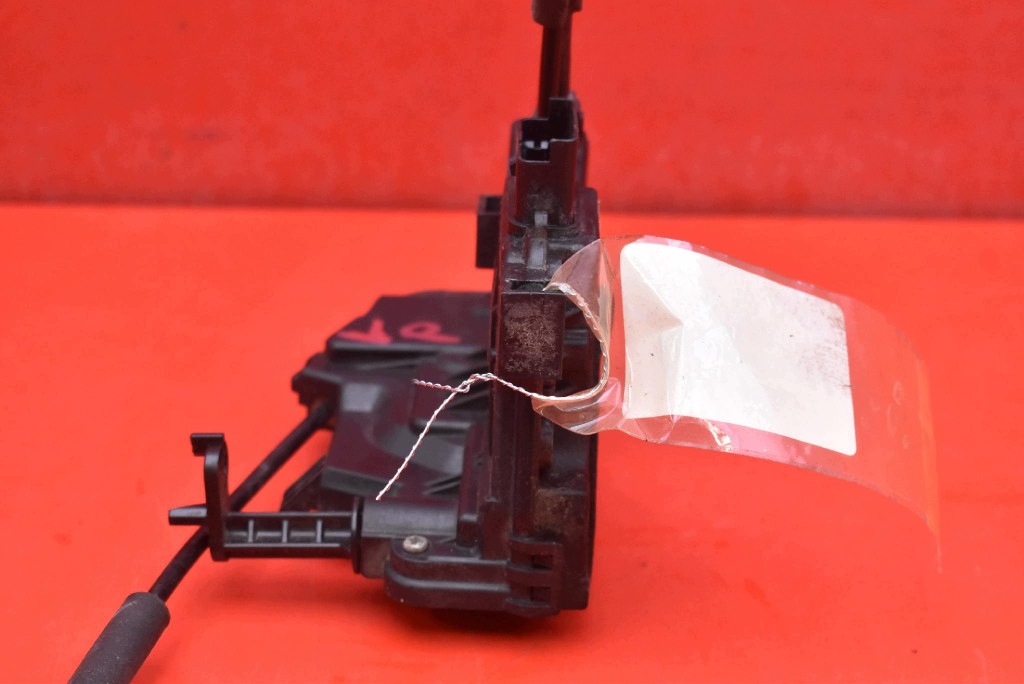 lock door left front front EU 81310-2K000 KIA SOUL 1 and 08-11