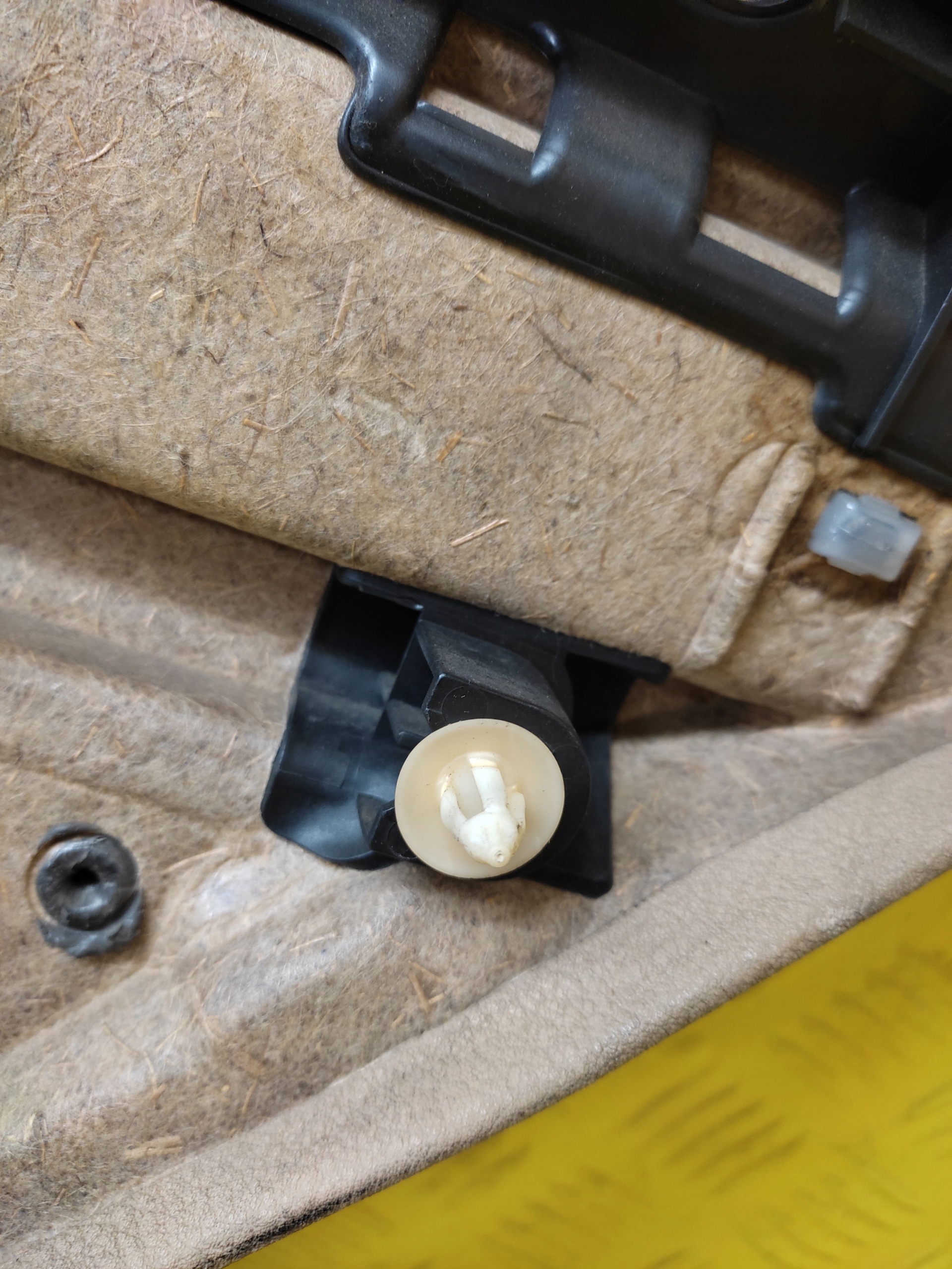 BMW E46 sedan upholstery door left rear part