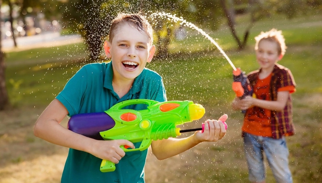 Pistolet na wodę 550ml Super HIT! Kod producenta akalli