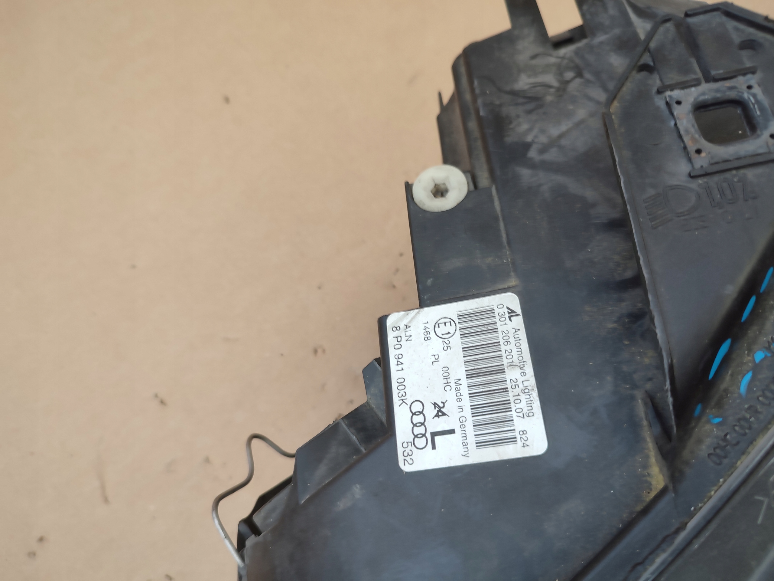 light left front front left Audi A3 8P 8P0941003K