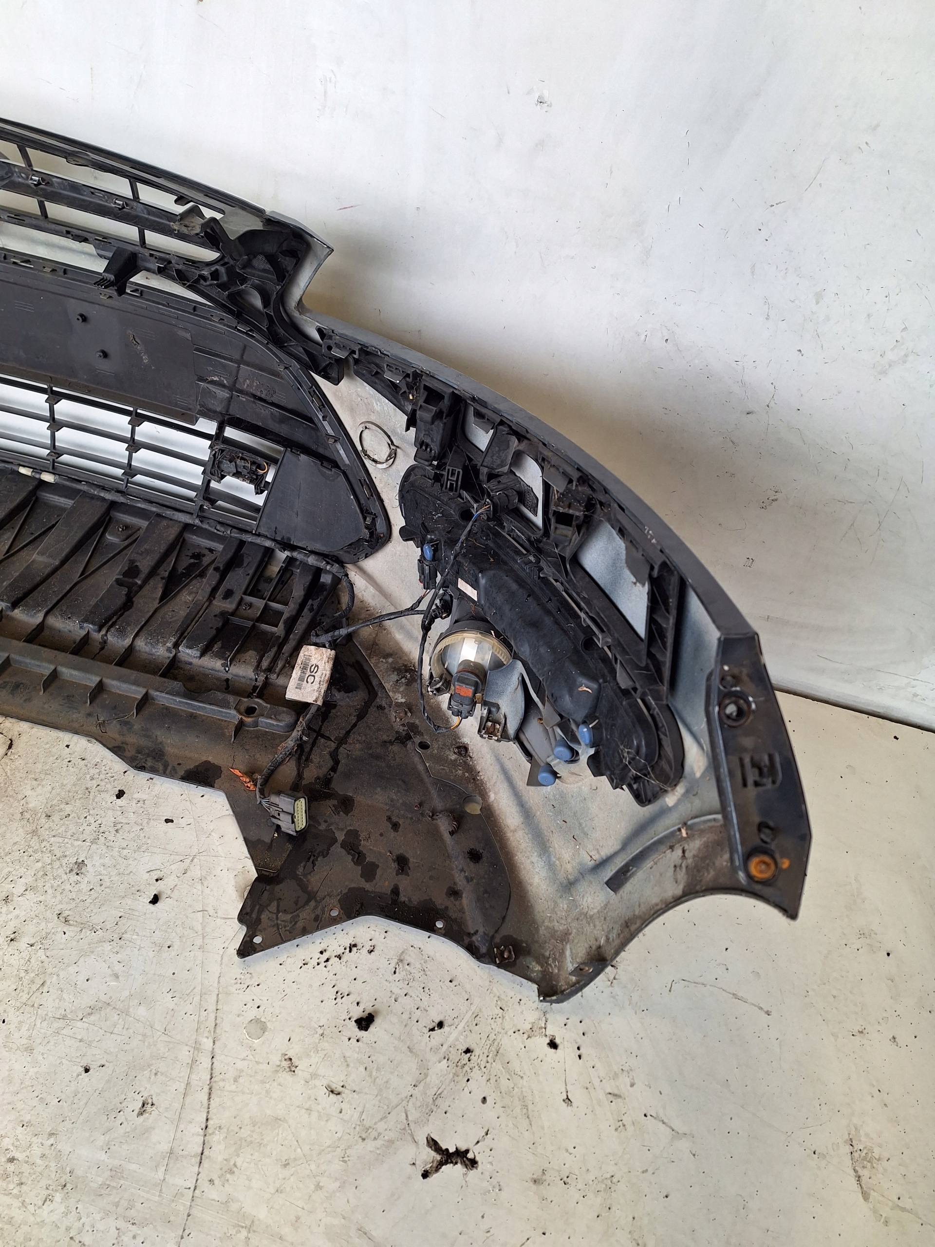 FORD MONDEO MK4 LIFT 10-14 bumper + LED + PDC