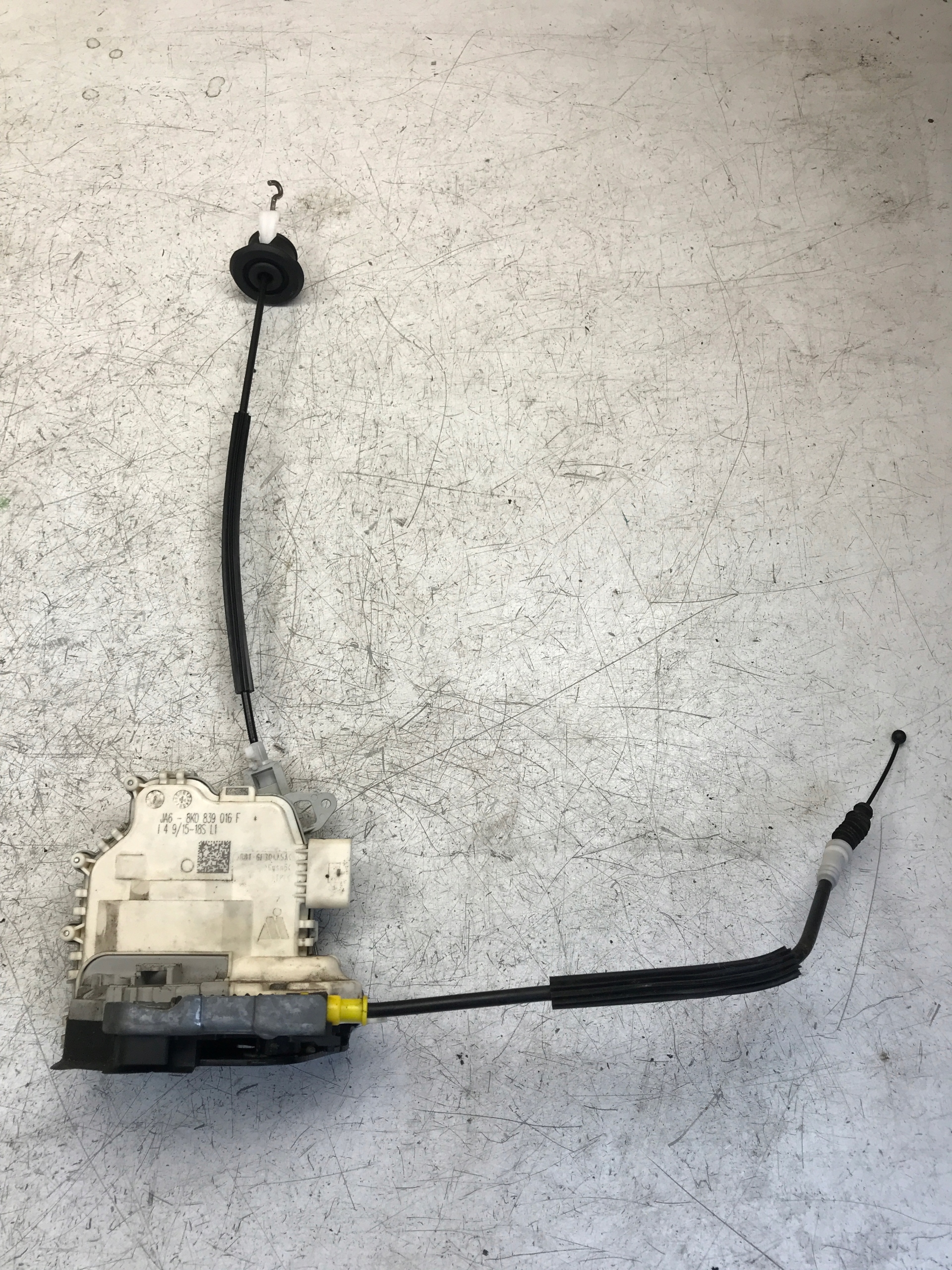 lock door right front AUDI A4 B8 LIFT 8J1837016F
