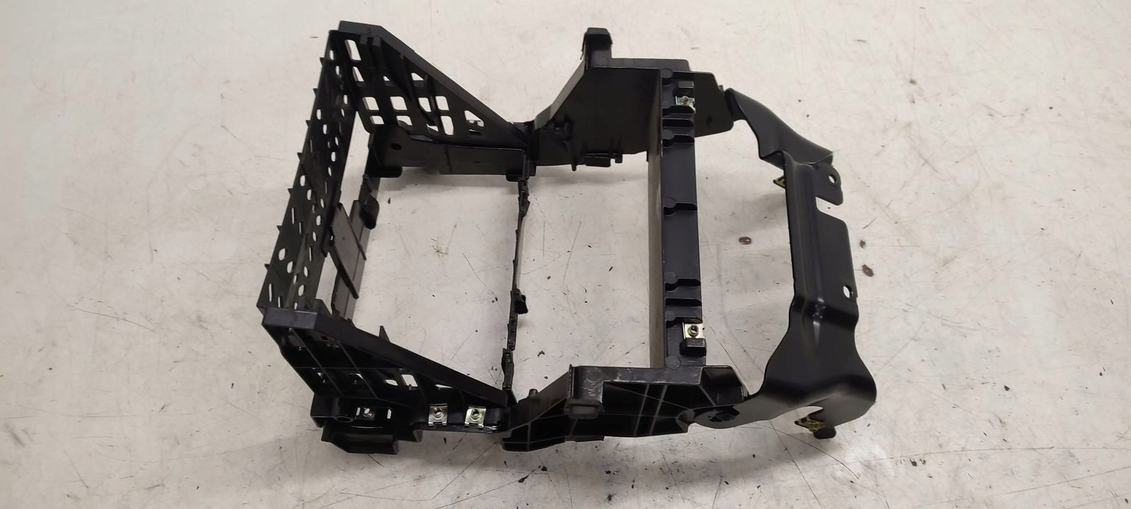 holder radia Audi A4 B7 Cabrio 2,0 TDI